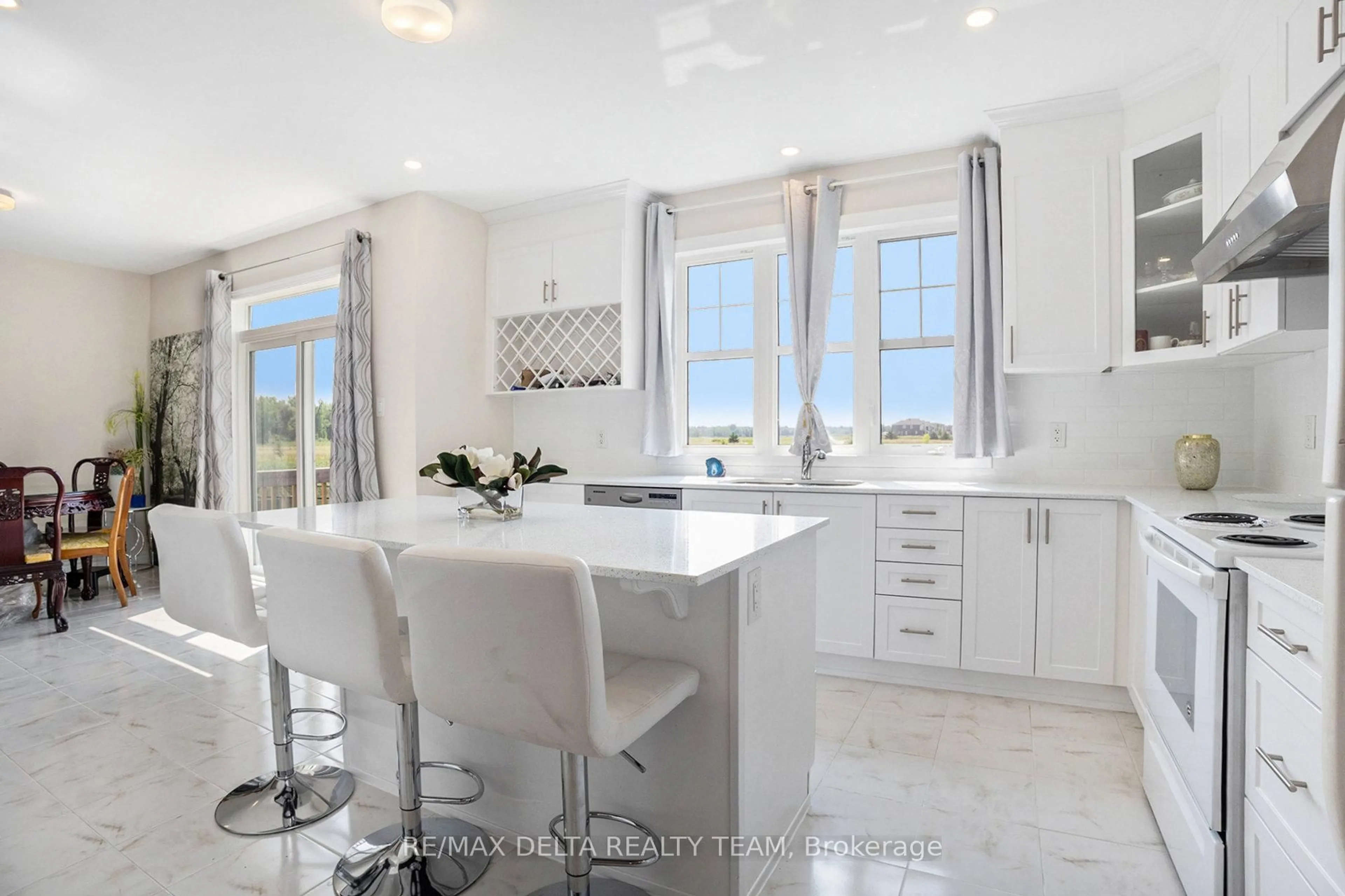 Contemporary kitchen, ceramic/tile floor for 822 Henslow's Circ, Orleans Ontario K4A 5H6