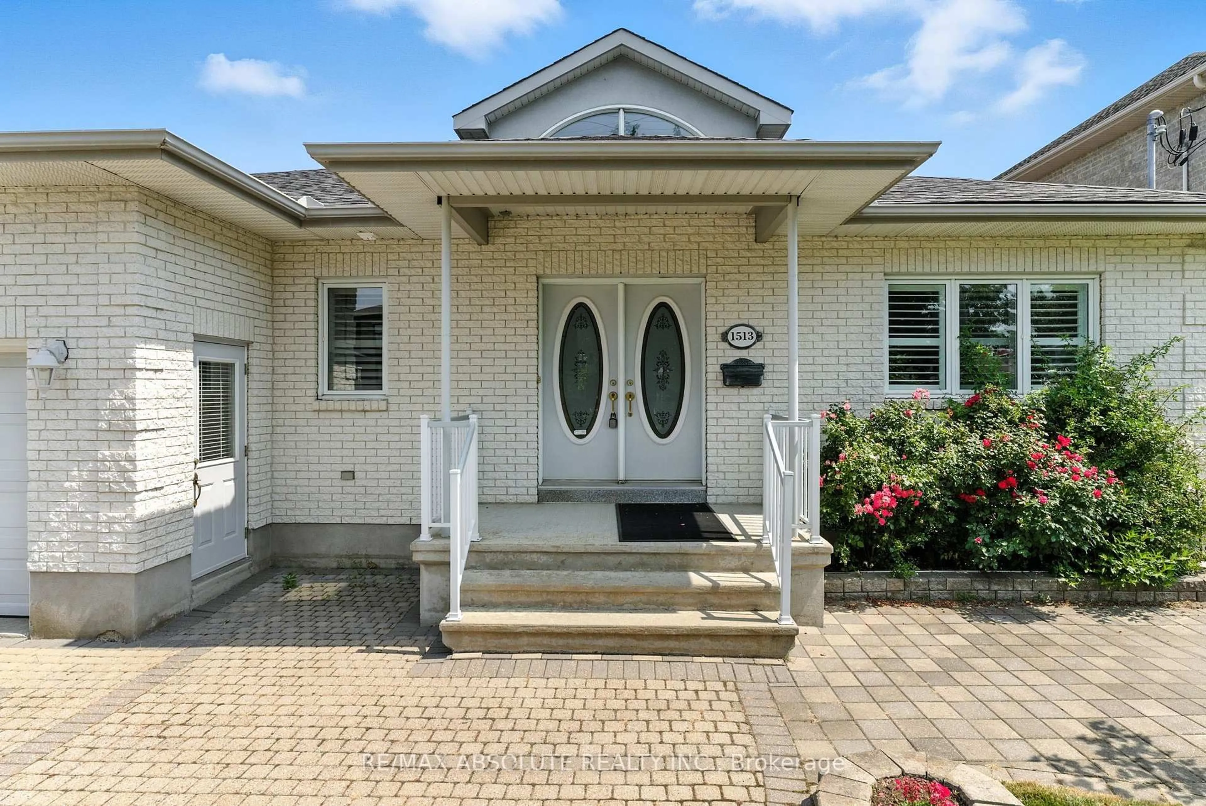 Unknown for 1513 Apeldoorn Ave, Ottawa Ontario K2C 1V2
