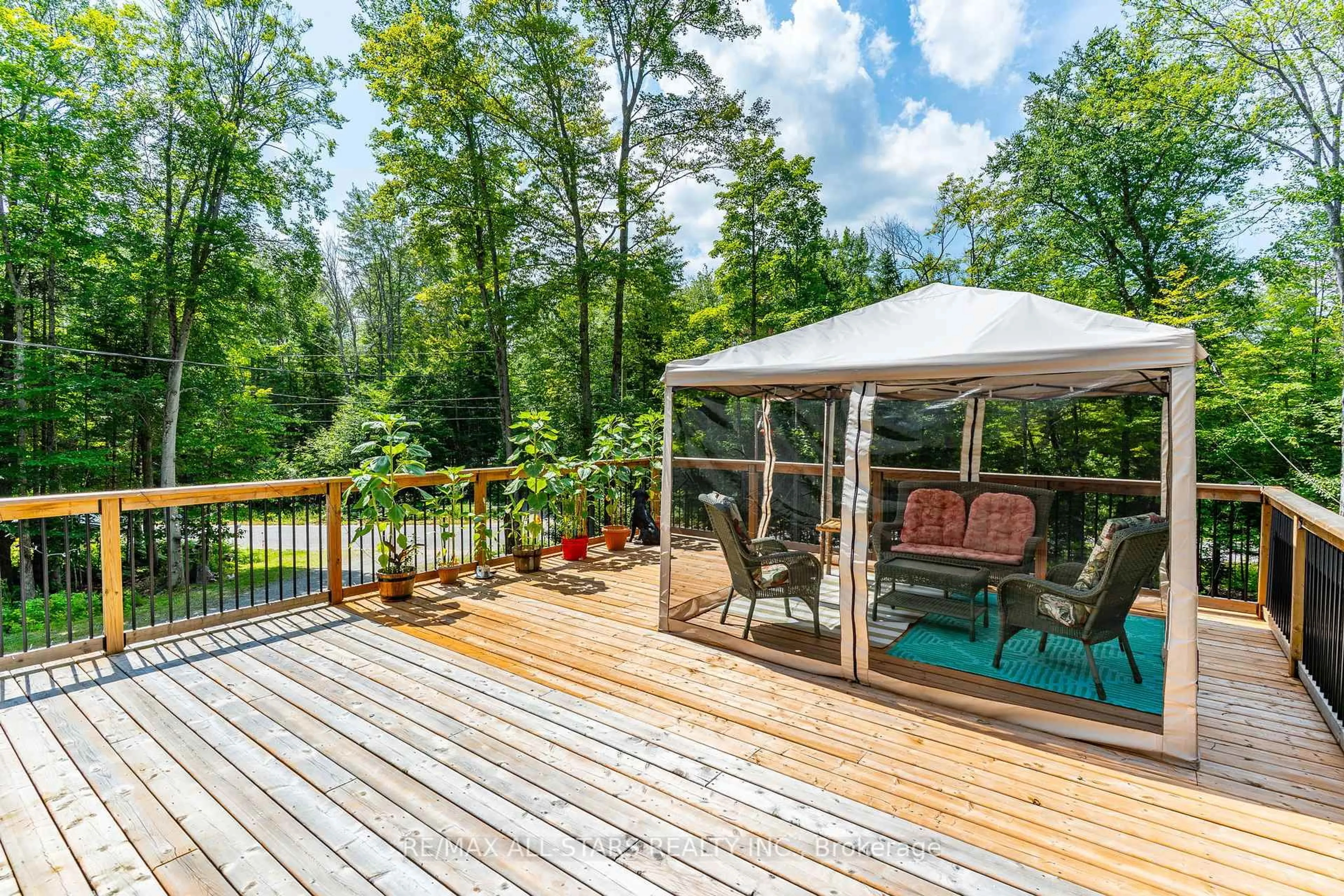 Patio, water/lake/river/ocean view for 1089 Tattersal Rd, Dysart et al Ontario K0M 1S0