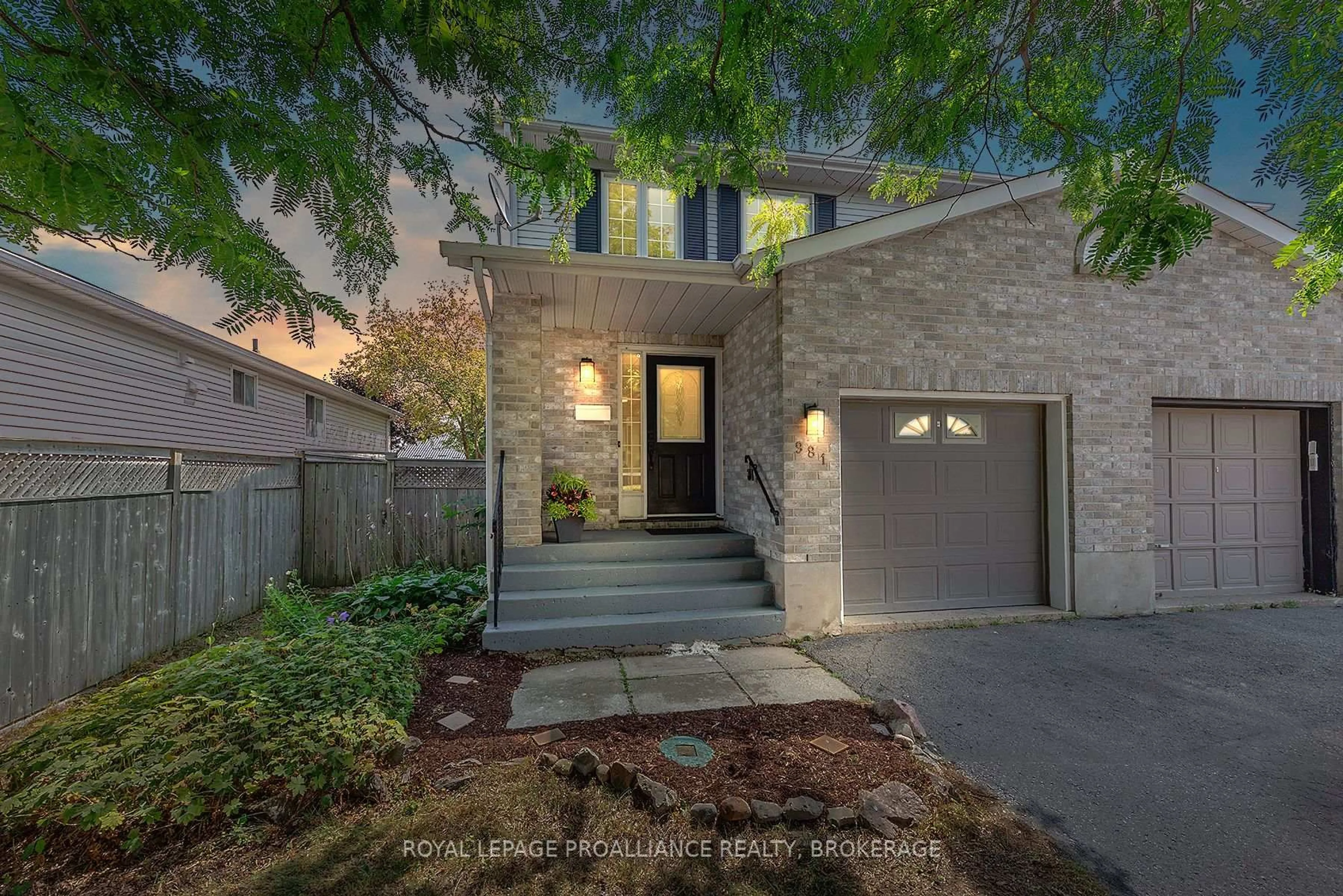 Home with brick exterior material, street for 981 Warburton Cres, Kingston Ontario K7M 8L1