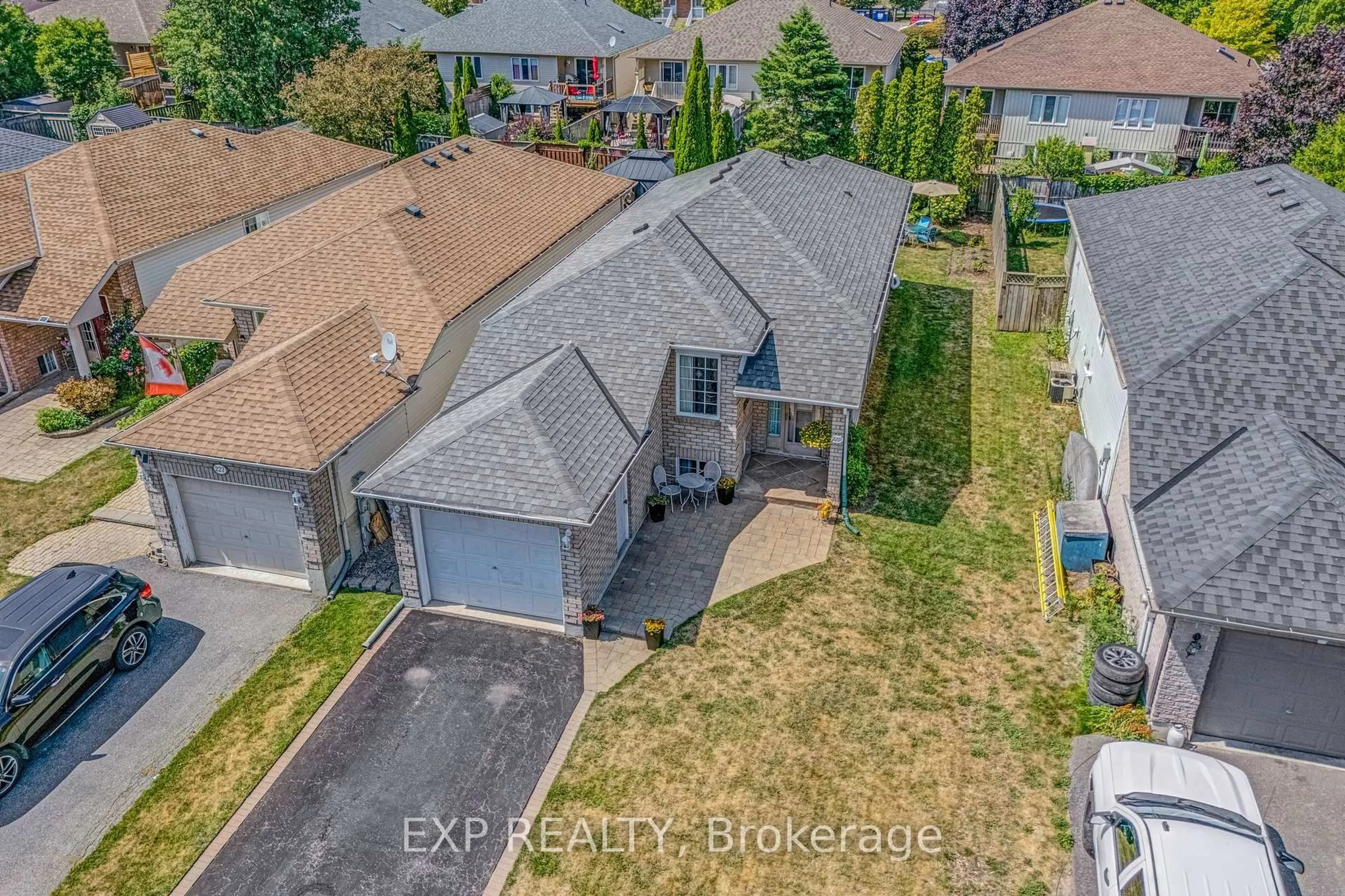 A pic from outside/outdoor area/front of a property/back of a property/a pic from drone, street for 229 Carroll Cres, Cobourg Ontario K9A 5P8
