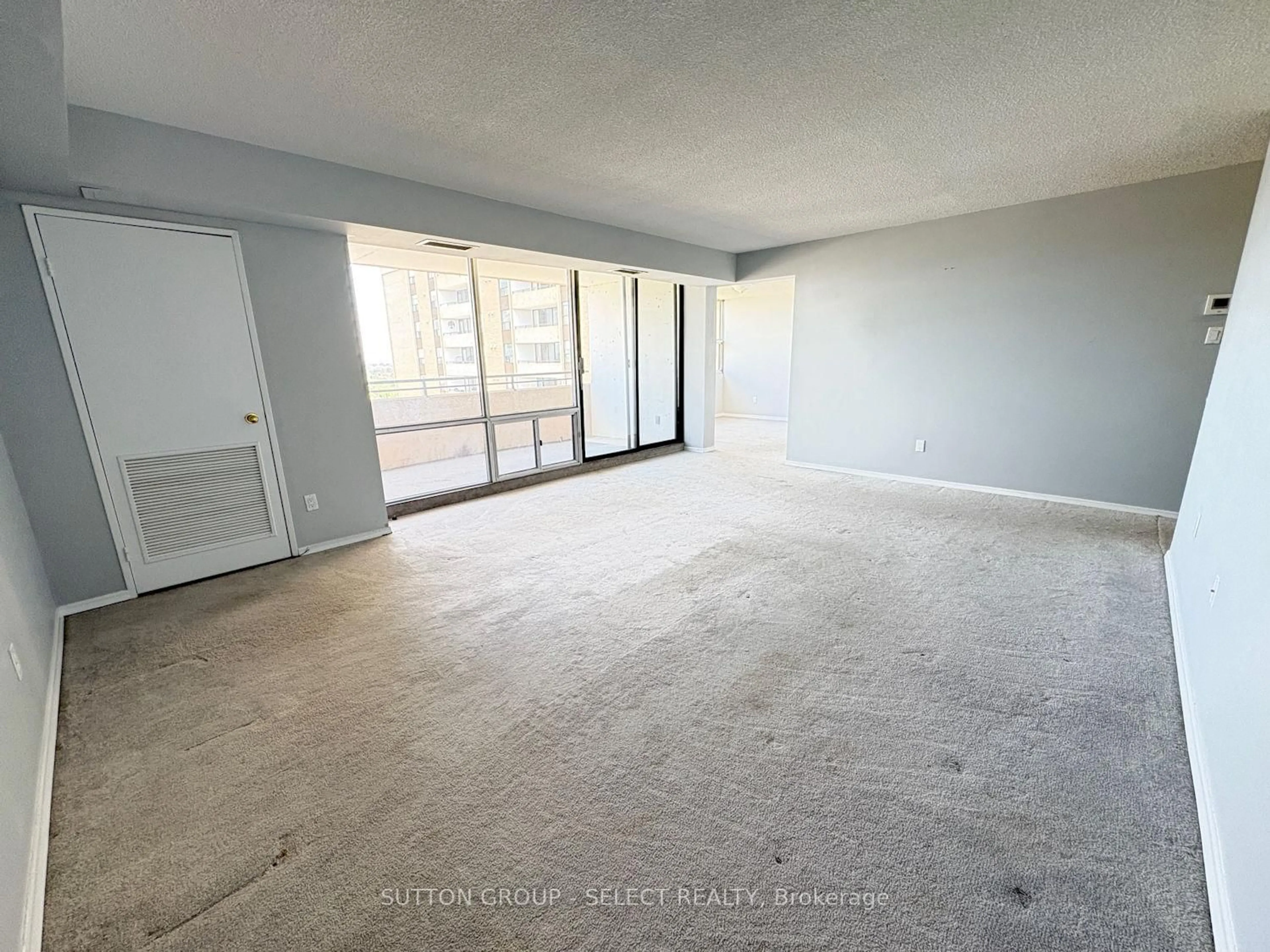 A pic of a room for 380 King St #1601, London East Ontario N6B 3L6