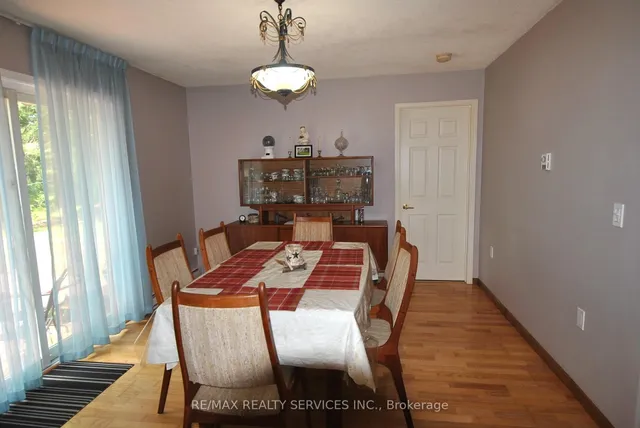1102 Lakeshore Dr, Bracebridge 5