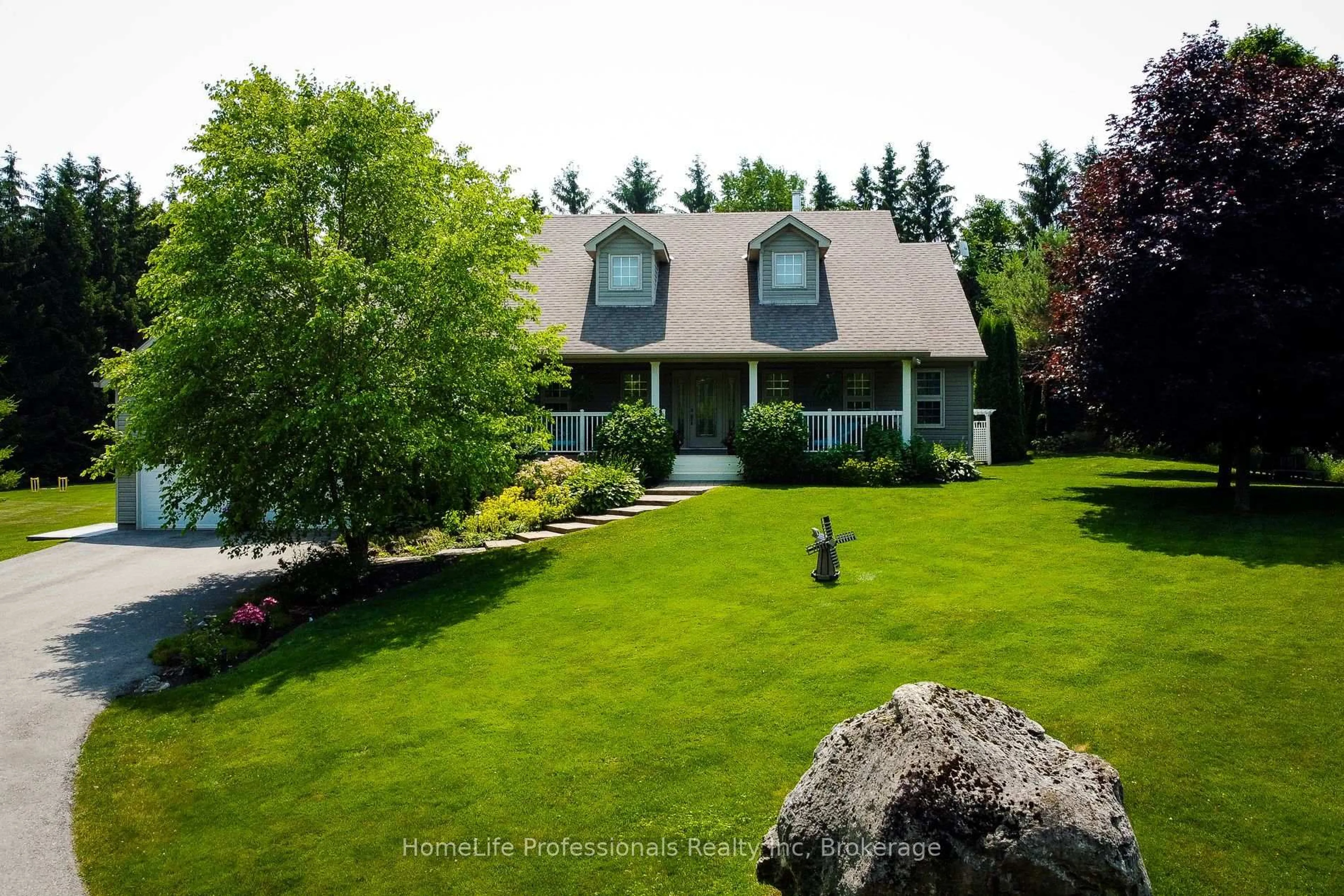 A pic from outside/outdoor area/front of a property/back of a property/a pic from drone, unknown for 793073 3rd Line, Mono Ontario L9W 2Z2