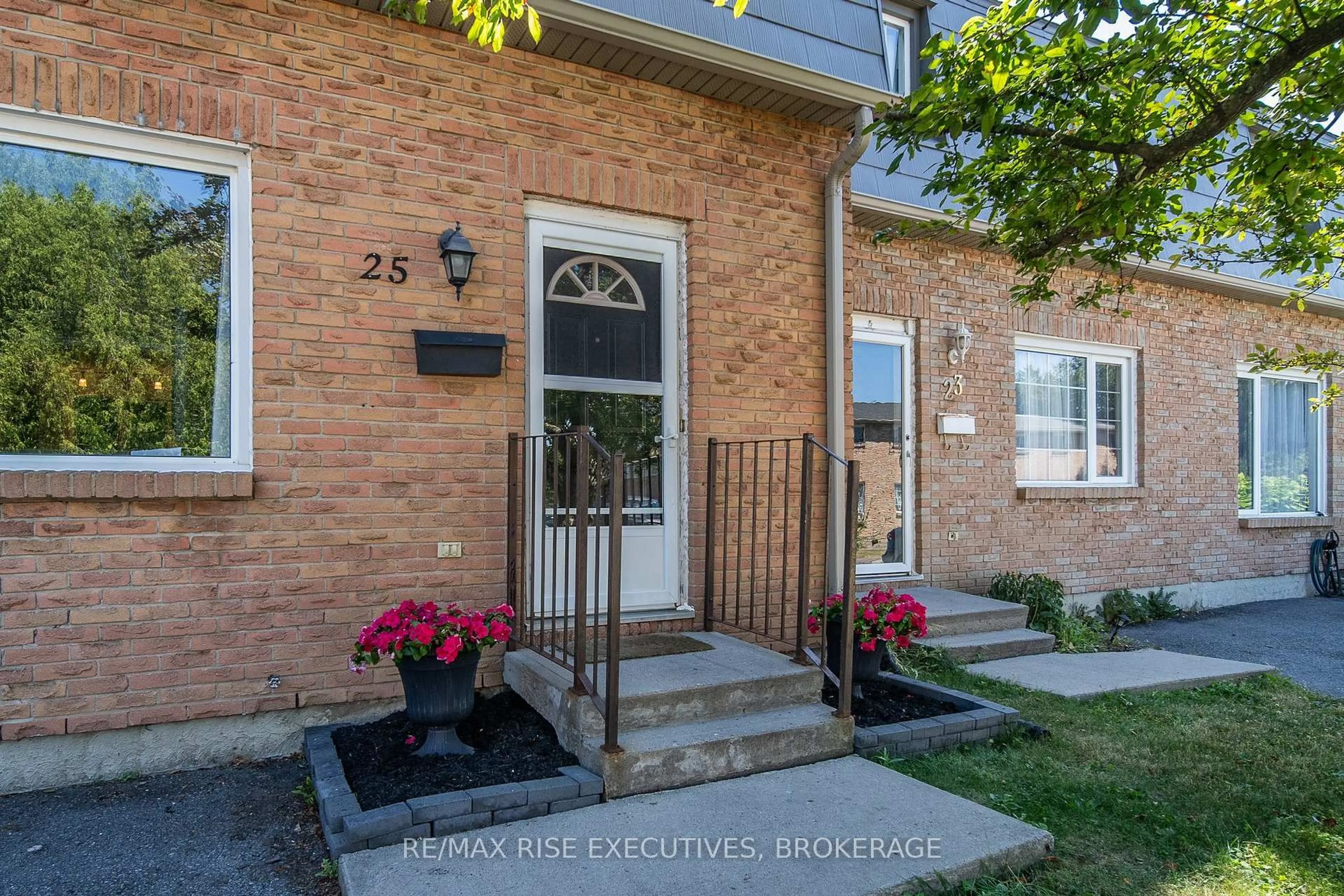 Unknown for 25 Rosemund Pl, Kingston Ontario K7M 6Y6