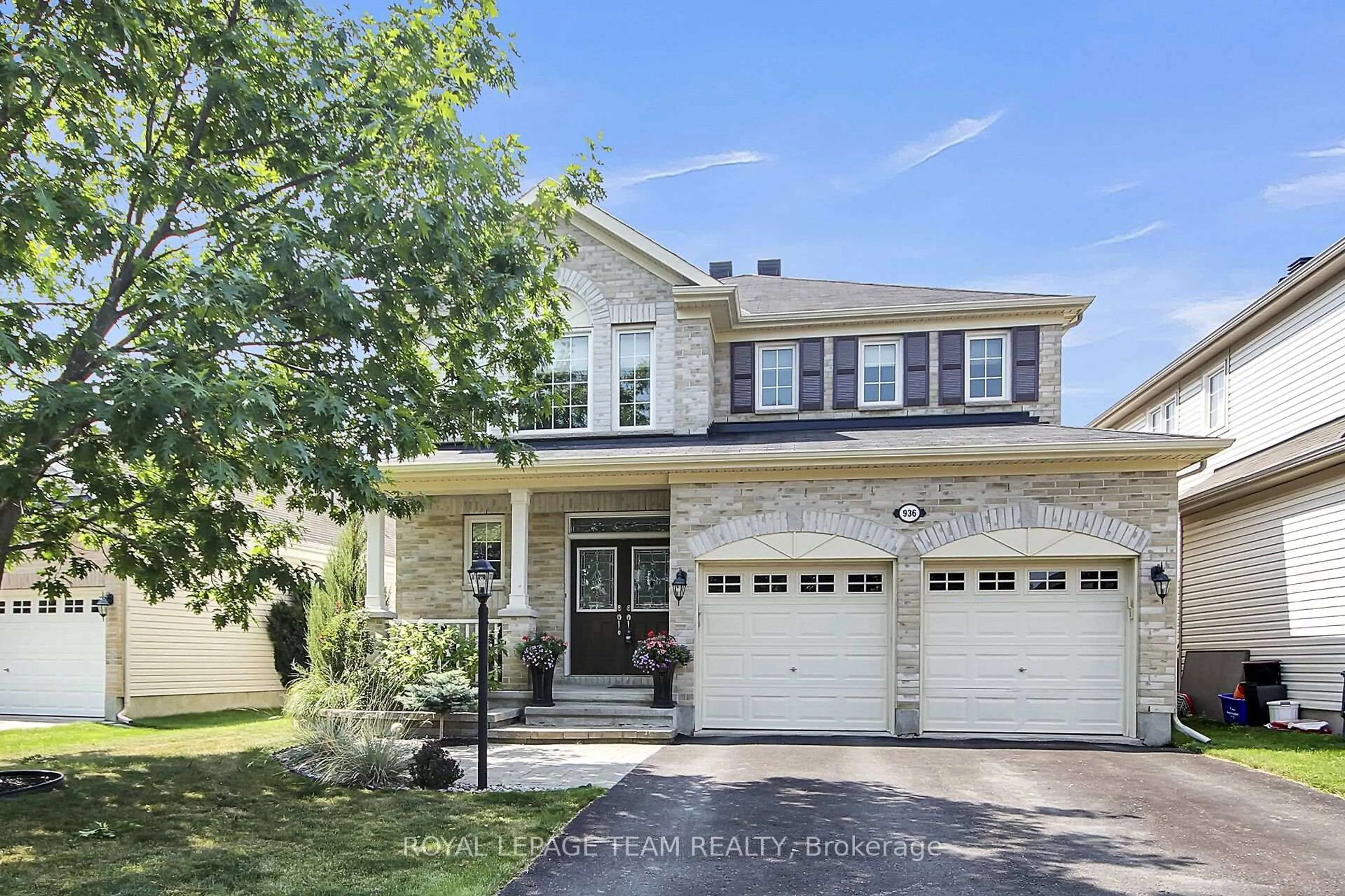 Home with brick exterior material, street for 936 Rossburn Cres, Ottawa Ontario K2J 0Y5