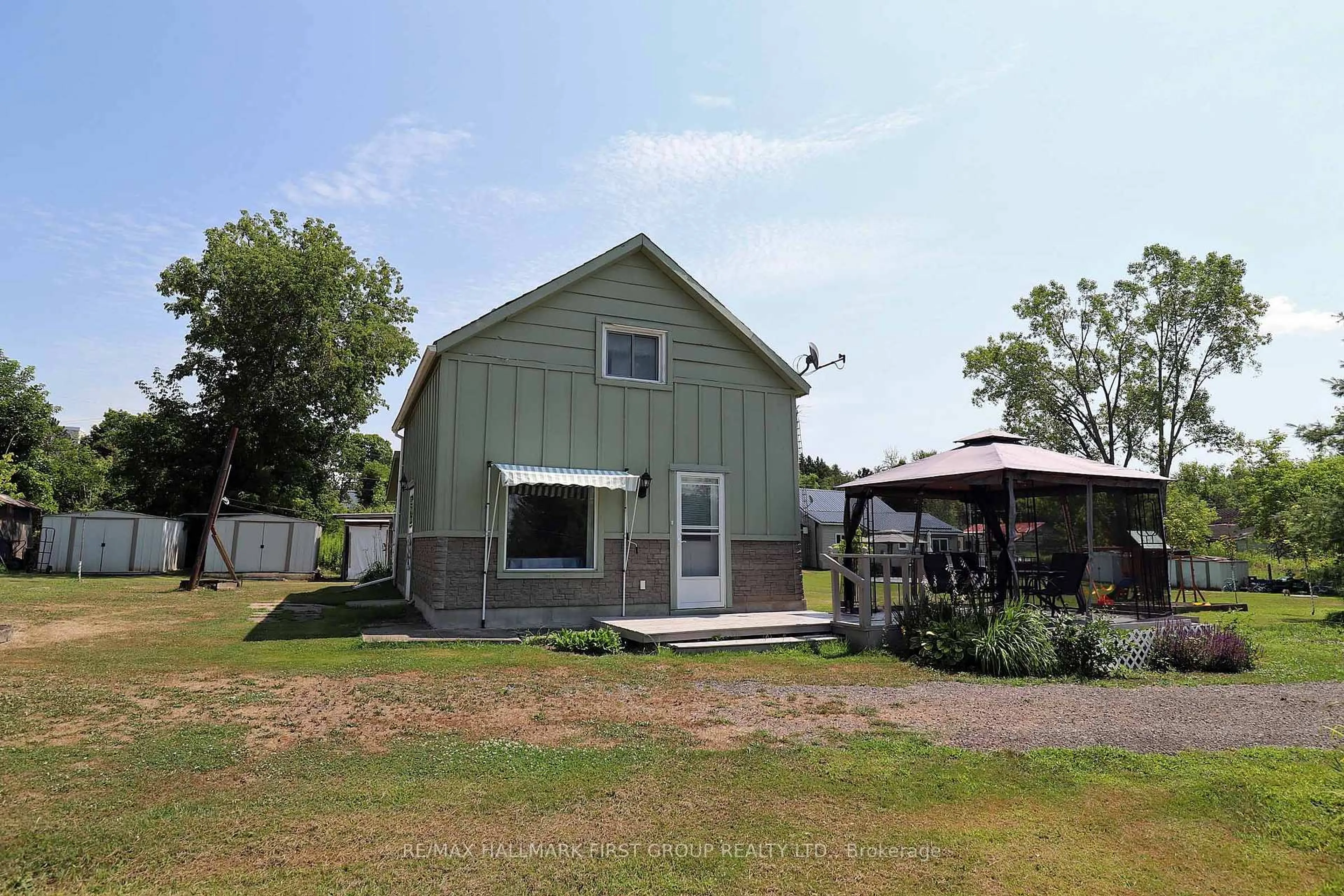 Shed for 52 Hungerford St, Tweed Ontario K0K 3J0