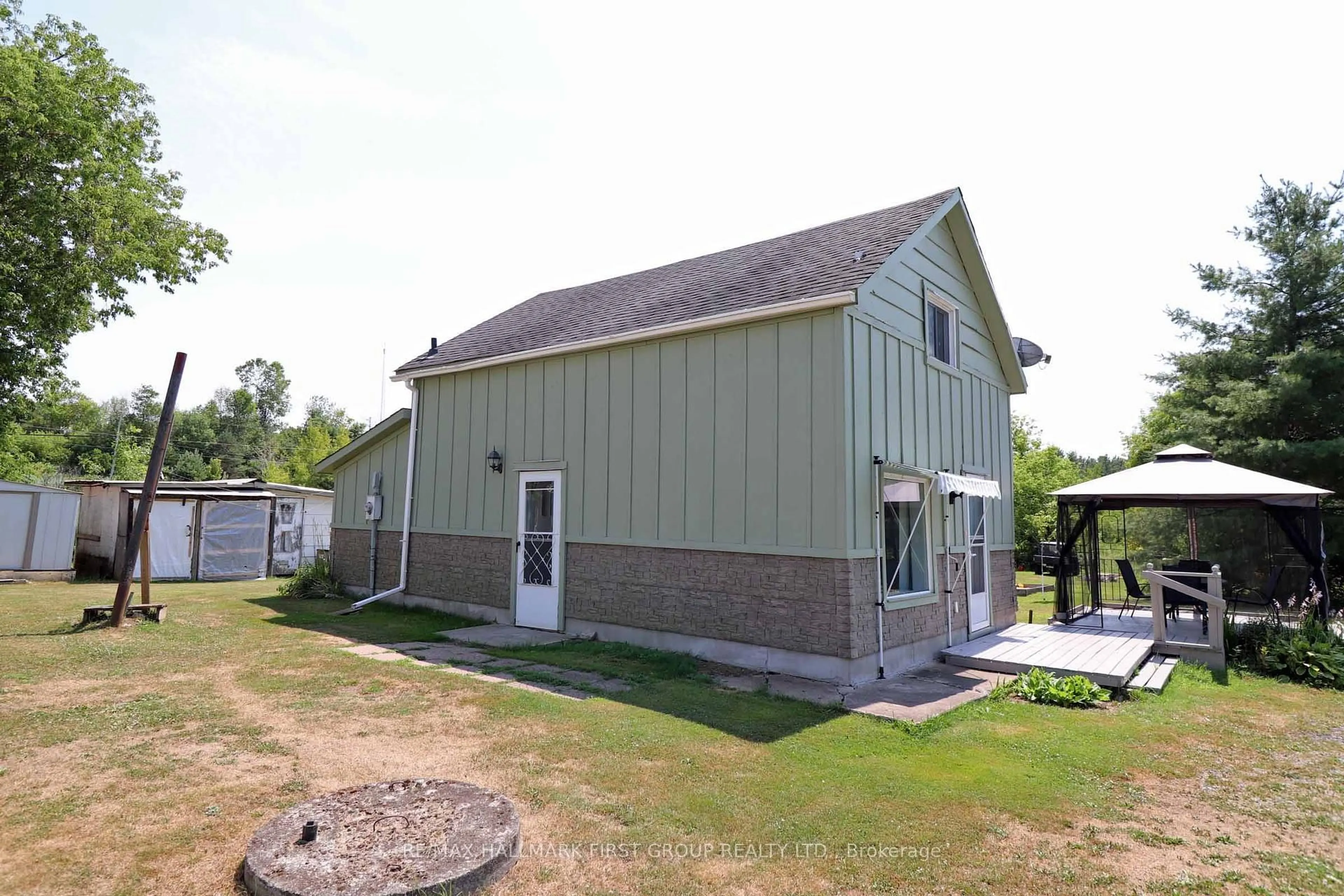 Unknown for 52 Hungerford St, Tweed Ontario K0K 3J0