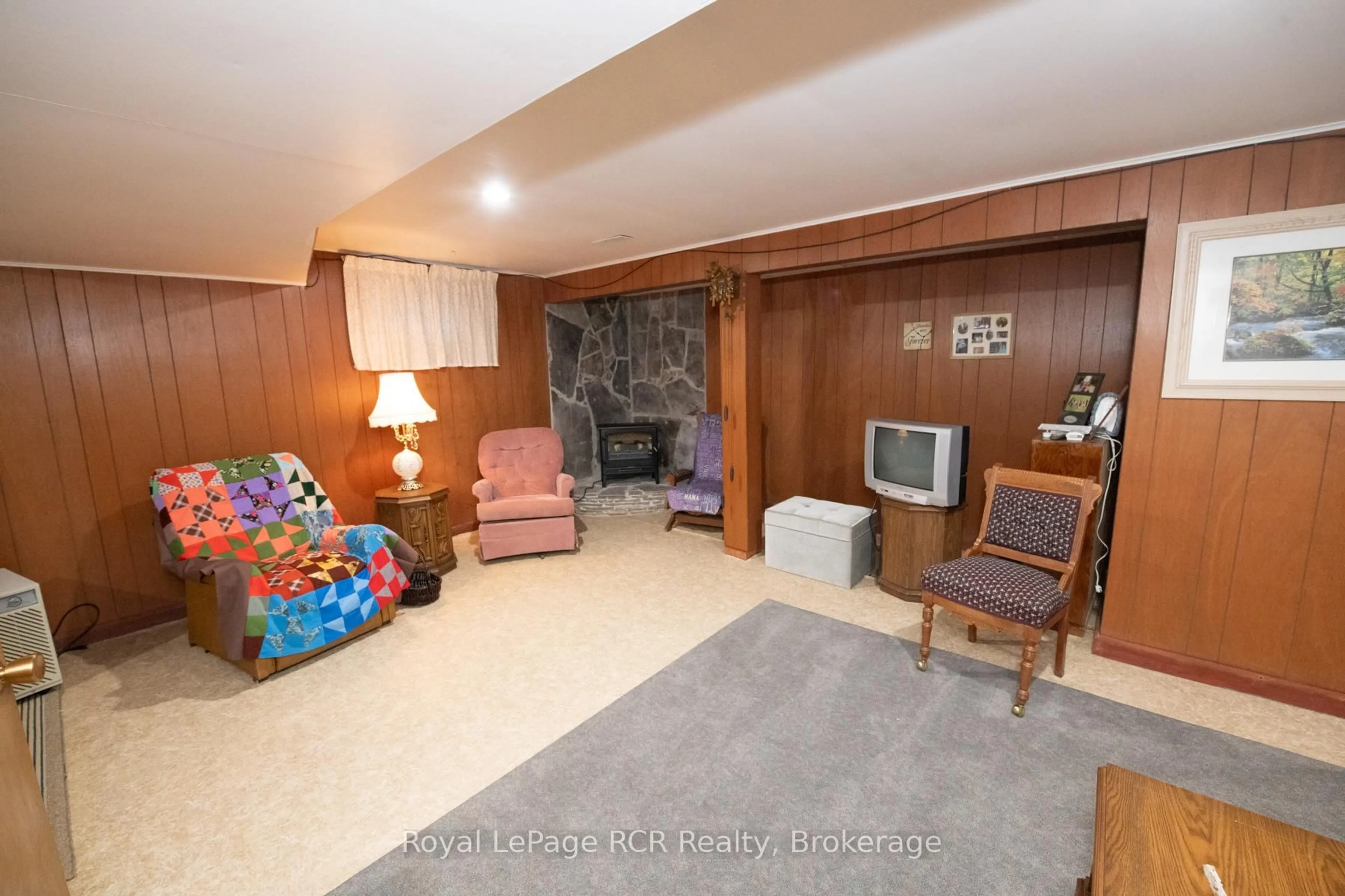 Unknown for 258 BIRMINGHAM St, Wellington North Ontario N0G 2L1