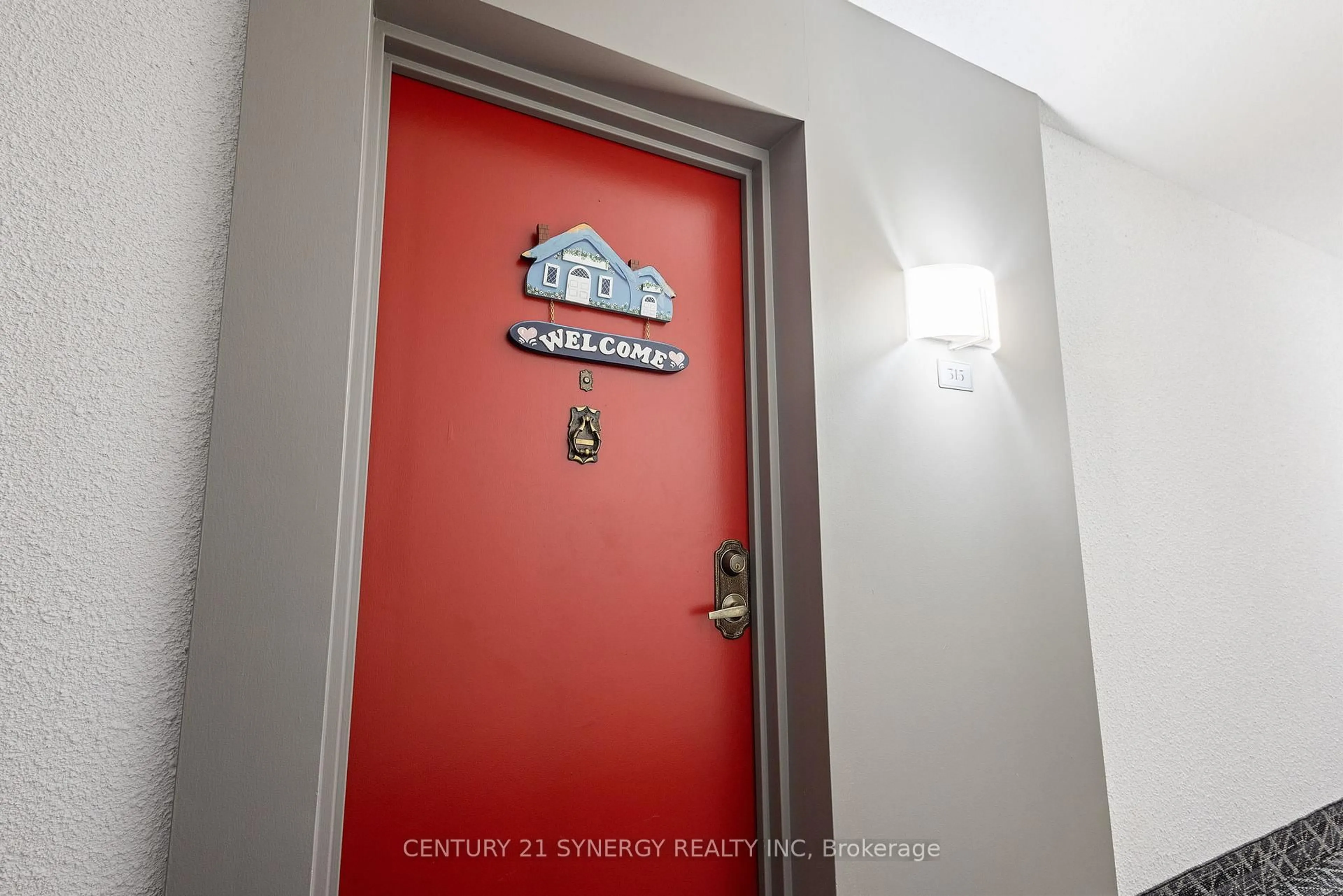 Indoor entryway for 1465 Baseline Rd #315, Ottawa Ontario K2C 3L9