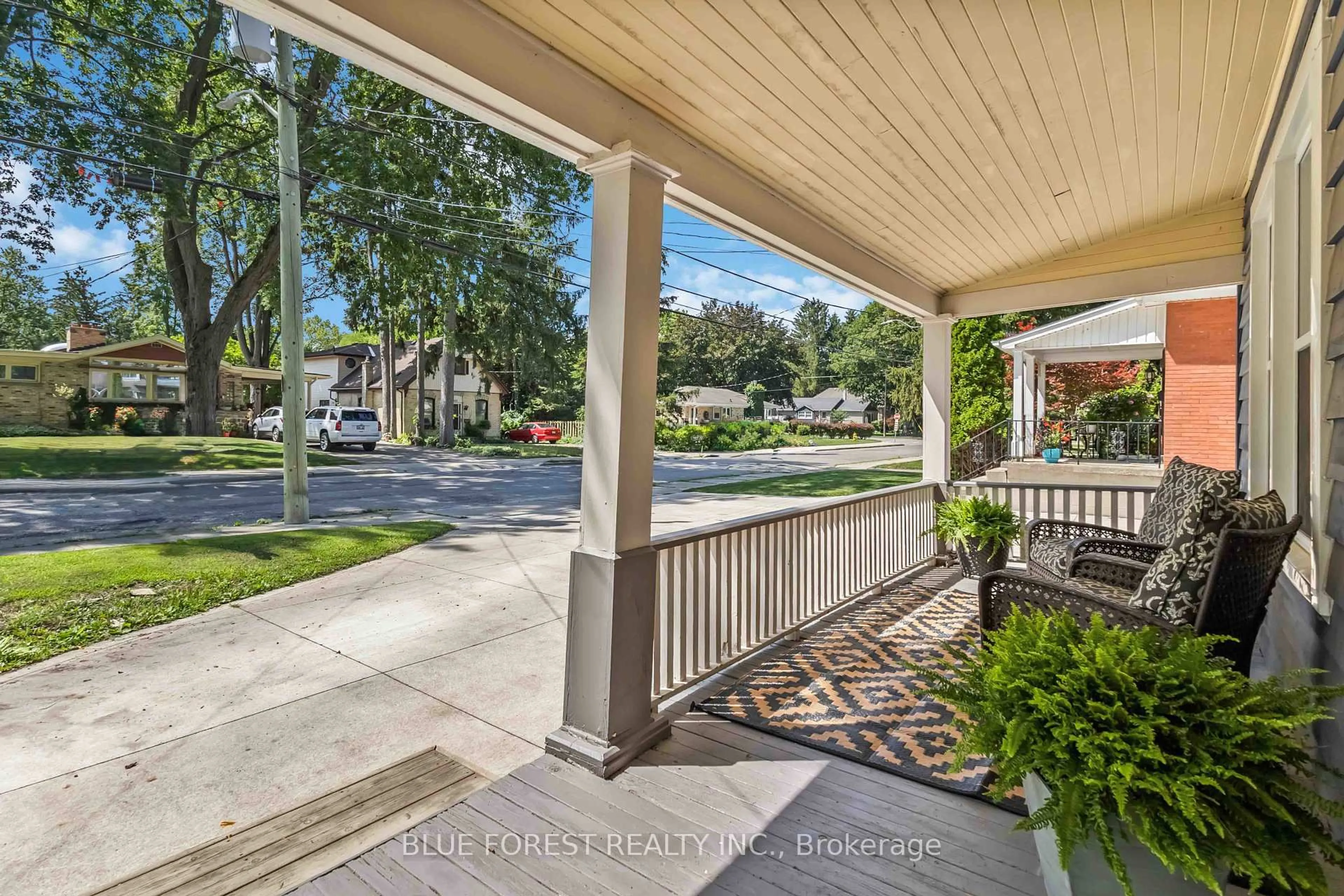 Patio, street for 476 Emery St, London South Ontario N6C 2E8