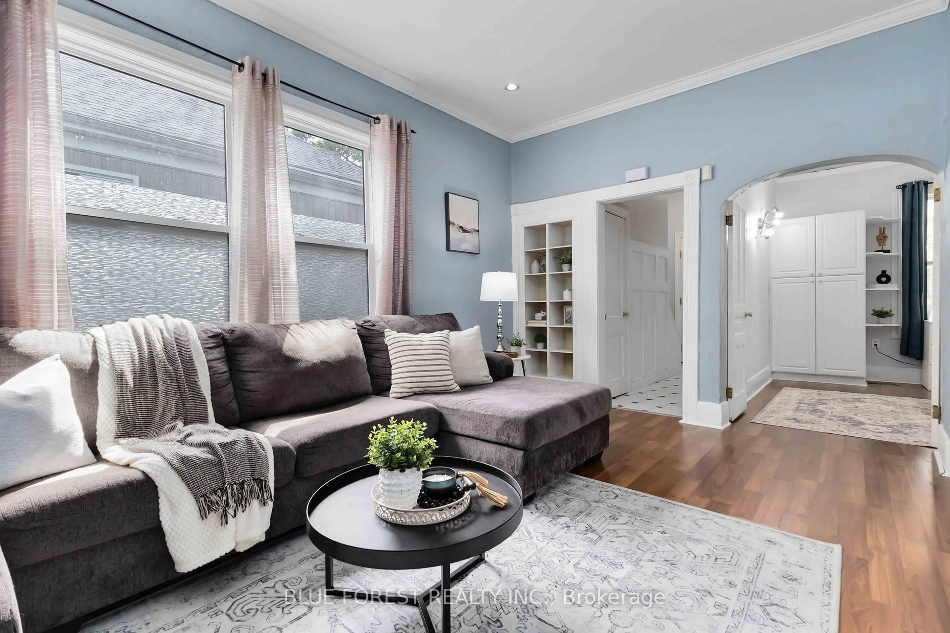 Living room with furniture, unknown for 476 Emery St, London South Ontario N6C 2E8