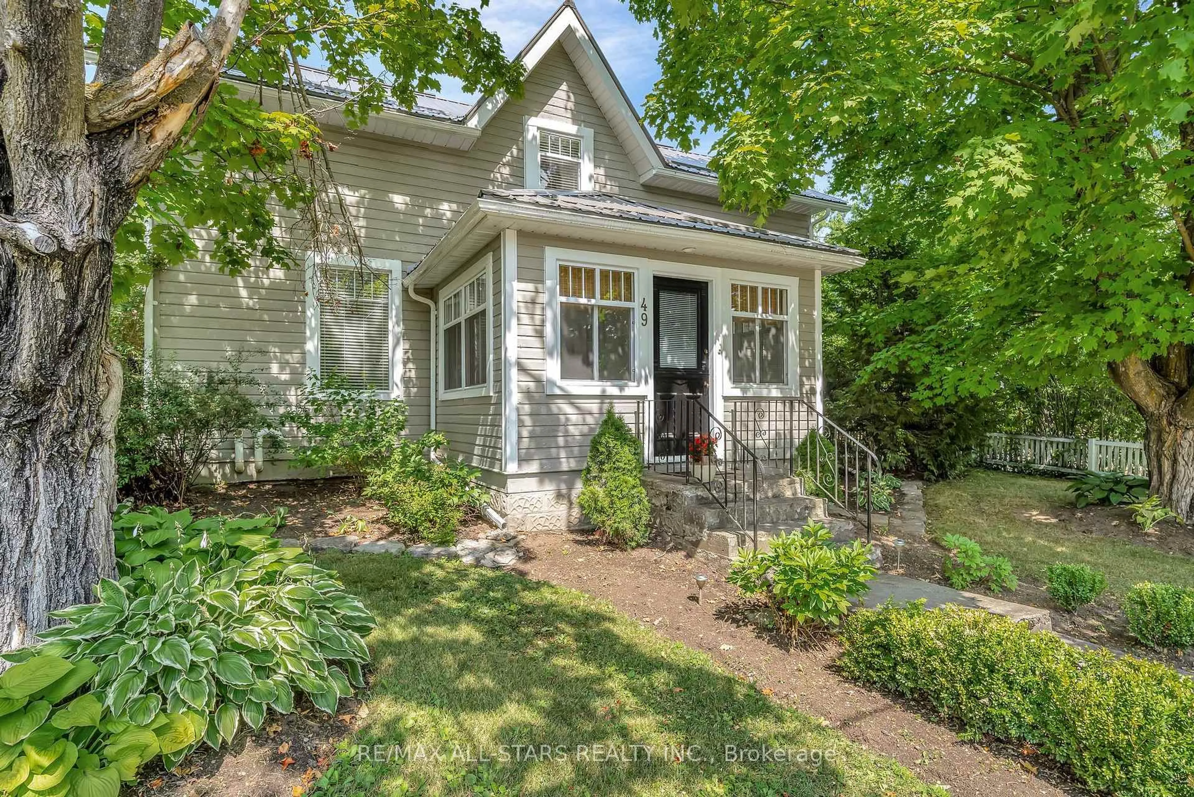 Unknown for 49 John St, Kawartha Lakes Ontario K0M 1N0