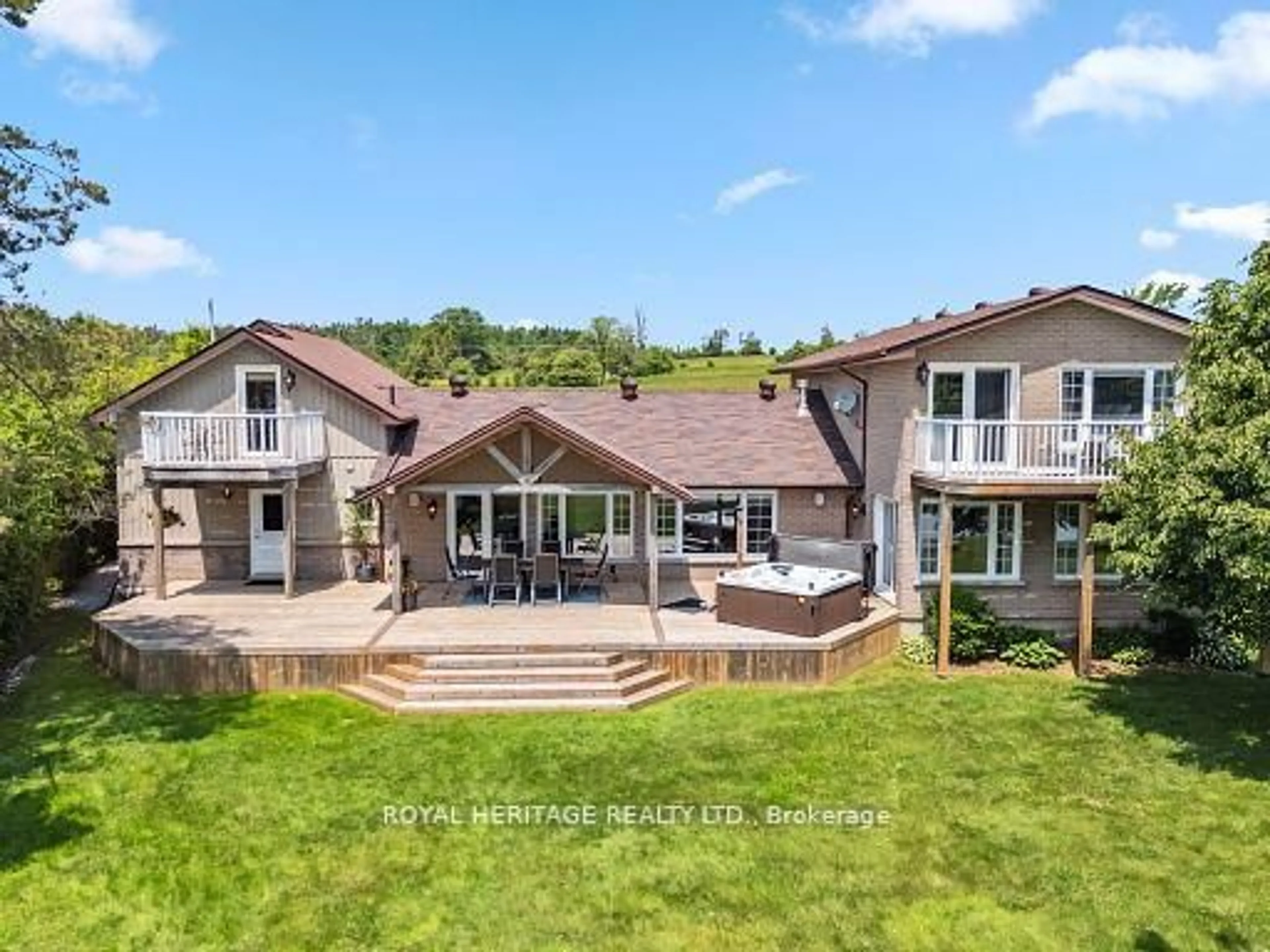 A pic from outside/outdoor area/front of a property/back of a property/a pic from drone, water/lake/river/ocean view for 747 Alexander Dr, Selwyn Ontario K0L 1T0