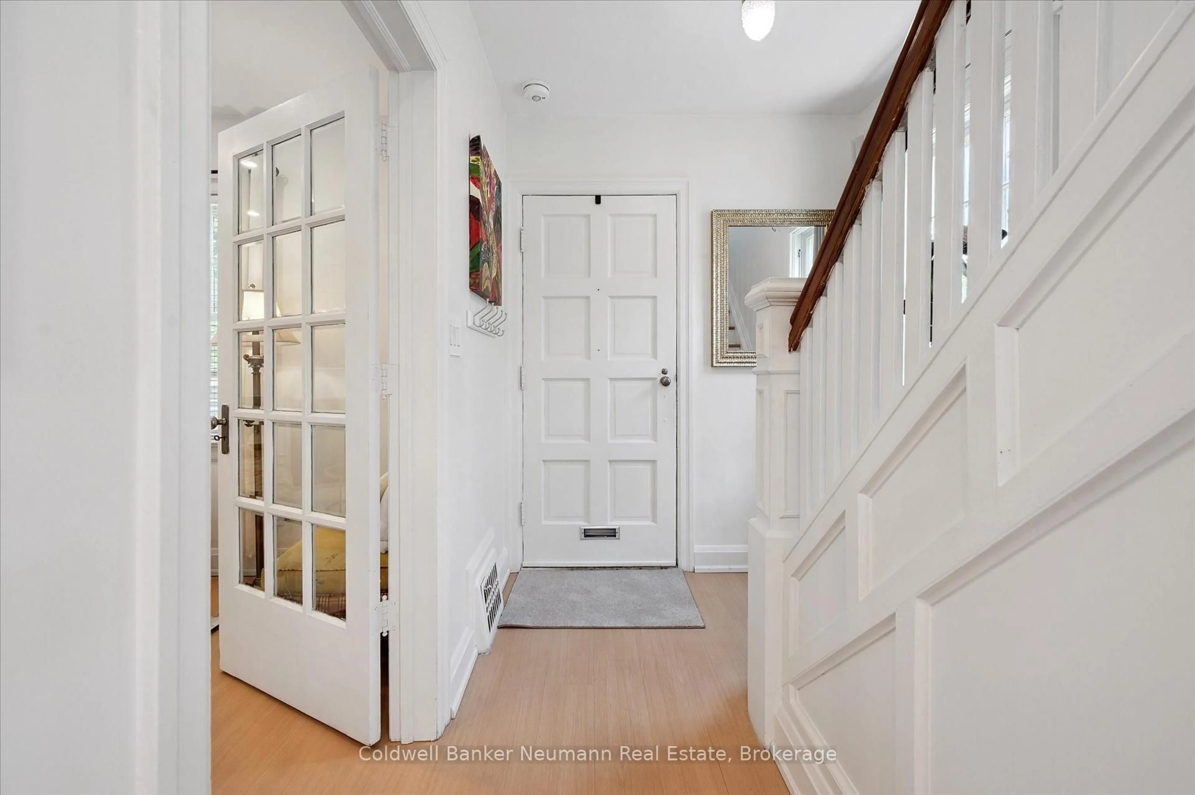 Indoor foyer for 230 Dublin St, Guelph Ontario N1H 4P3