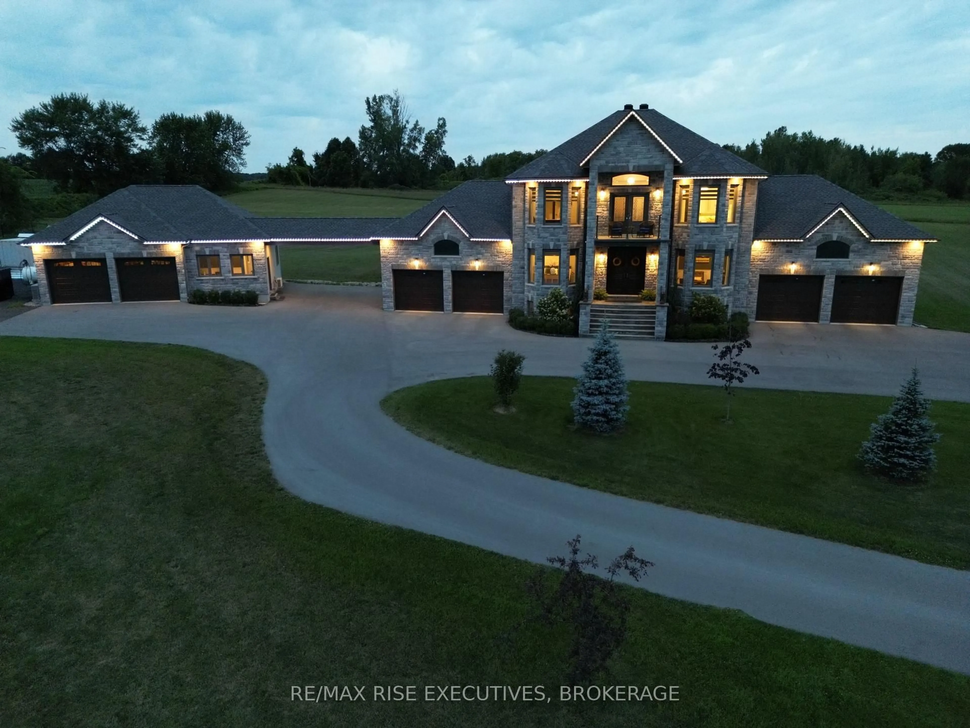 A pic from outside/outdoor area/front of a property/back of a property/a pic from drone, mountain view for 78 Aragon Rd, Kingston Ontario K0H 1S0