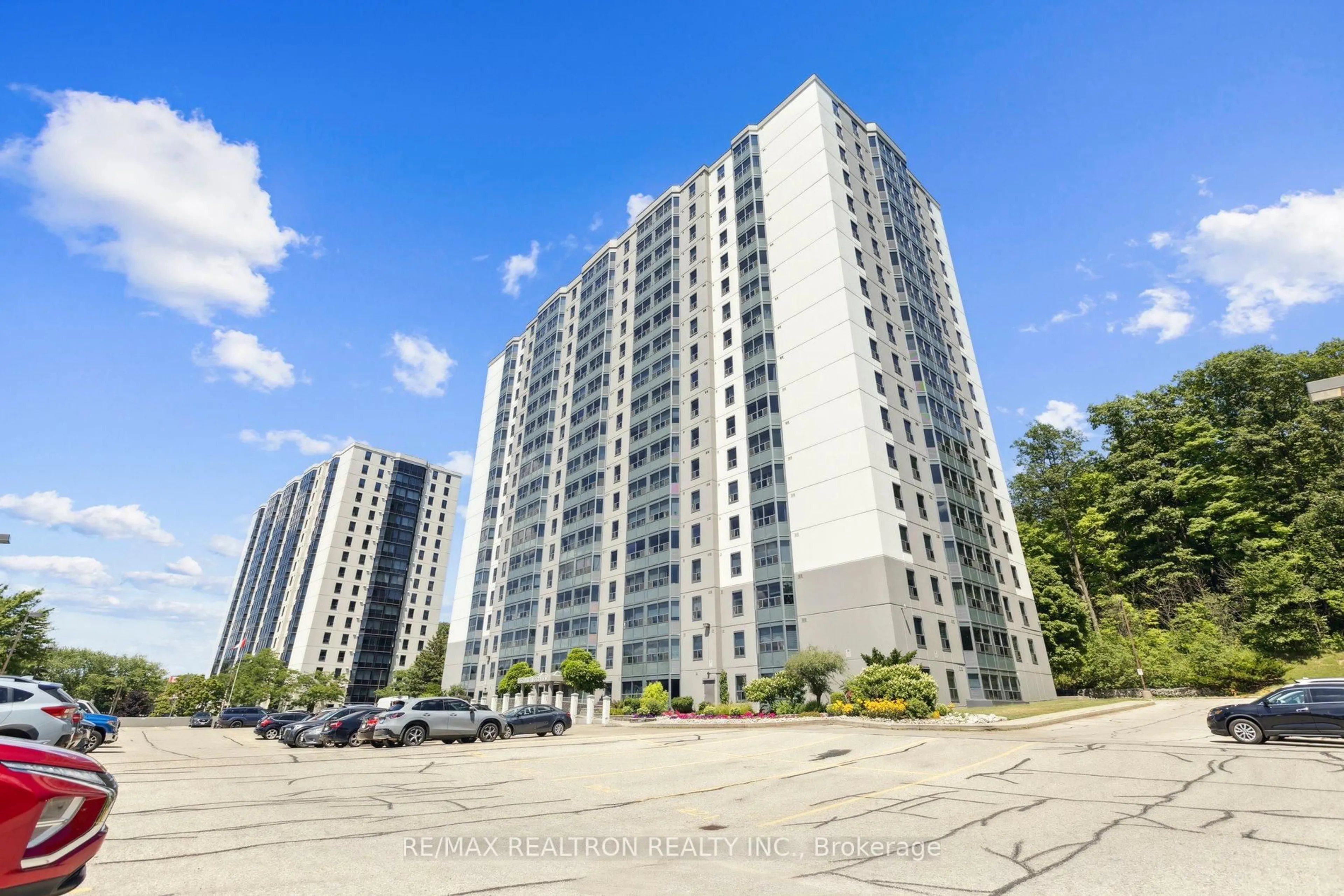 A pic from outside/outdoor area/front of a property/back of a property/a pic from drone, unknown for 55 Green Valley Dr #408, Kitchener Ontario N2P 1Z6
