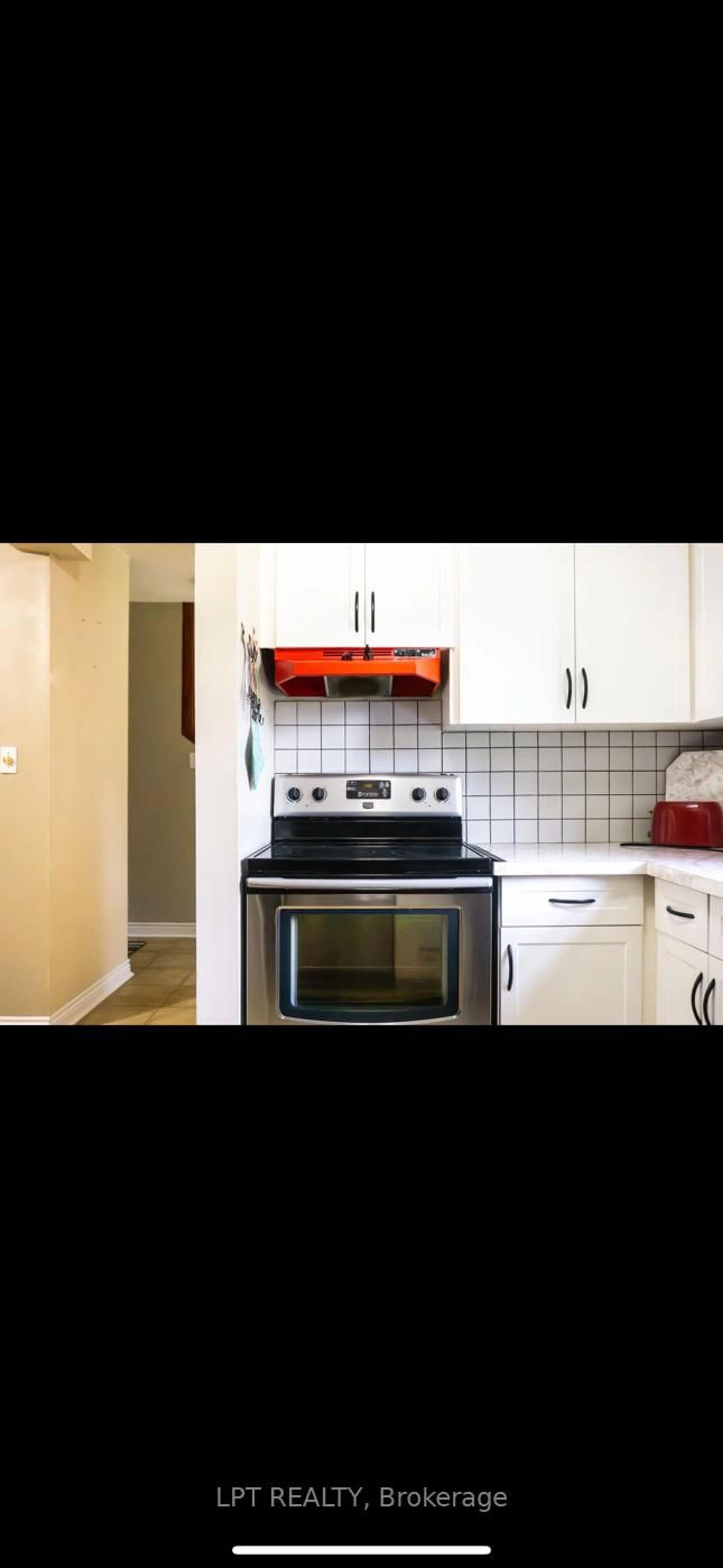 Standard kitchen, ceramic/tile floor for 126 Notch Hill Rd #5, Kingston Ontario K7M 2X1