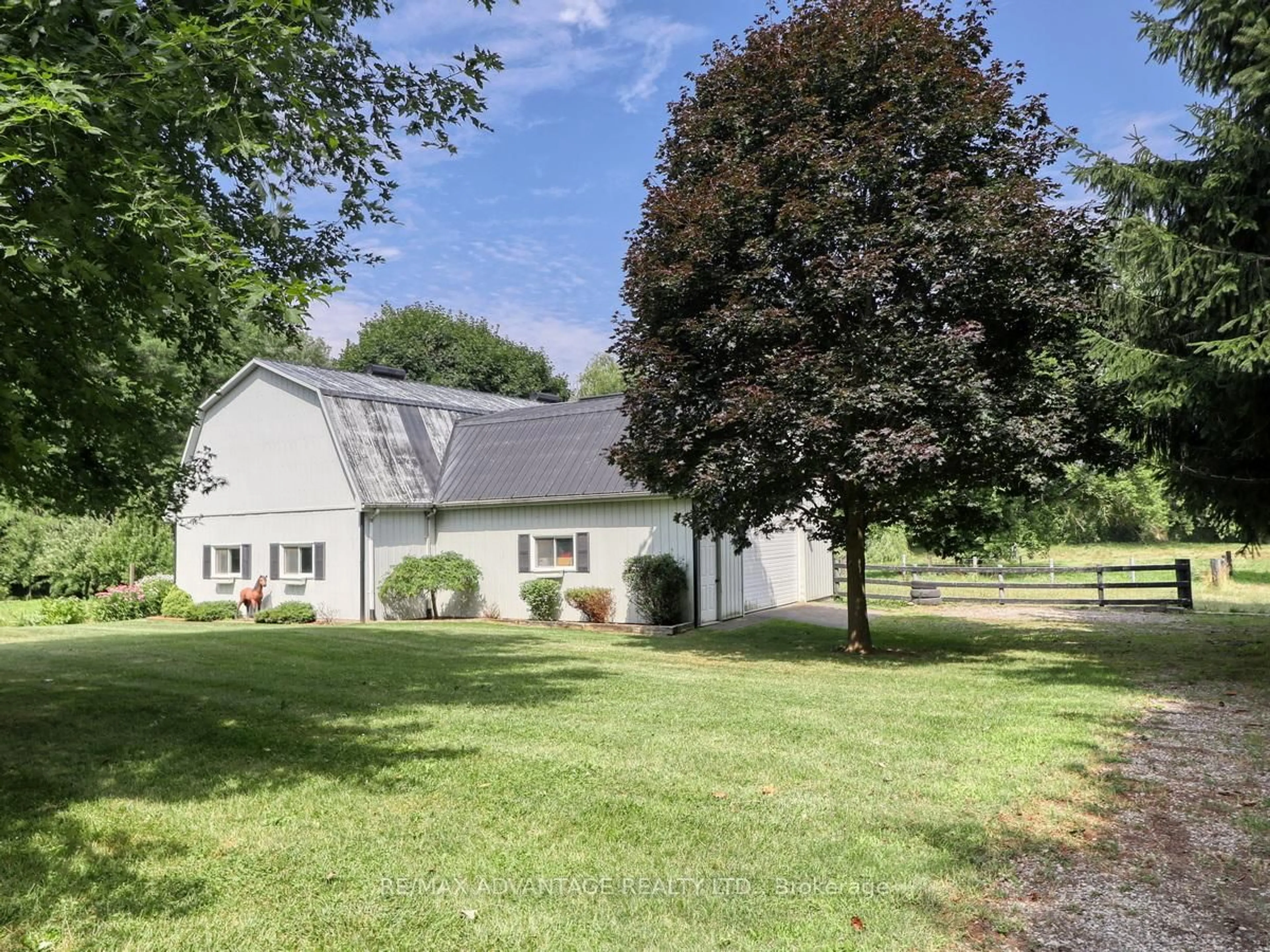 A pic from outside/outdoor area/front of a property/back of a property/a pic from drone, street for 17248 Wyton Dr, Thames Centre Ontario N0M 2P0