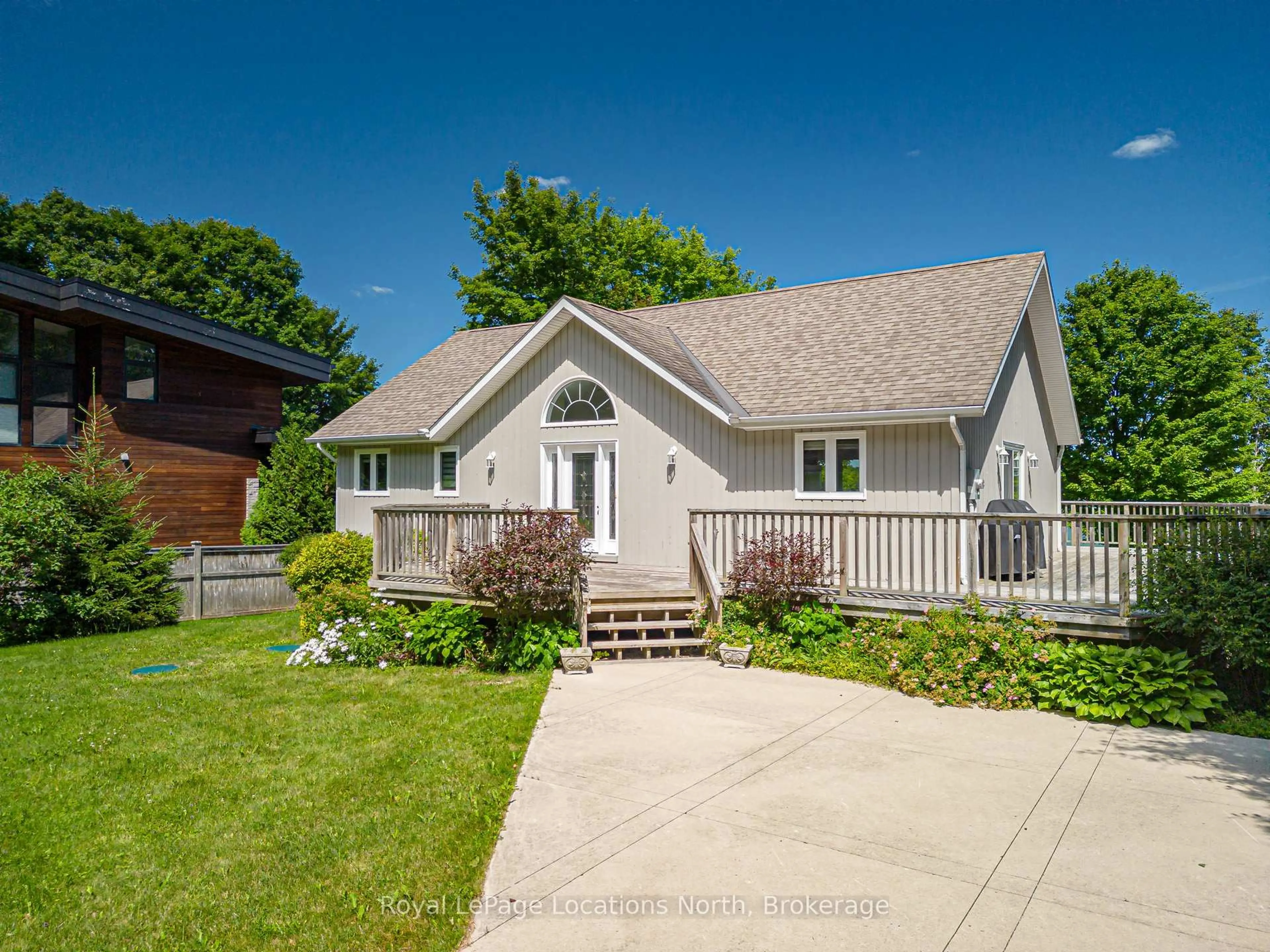 Home with vinyl exterior material, street for 115 South Shores Rd, Grey Highlands Ontario N0C 1E0