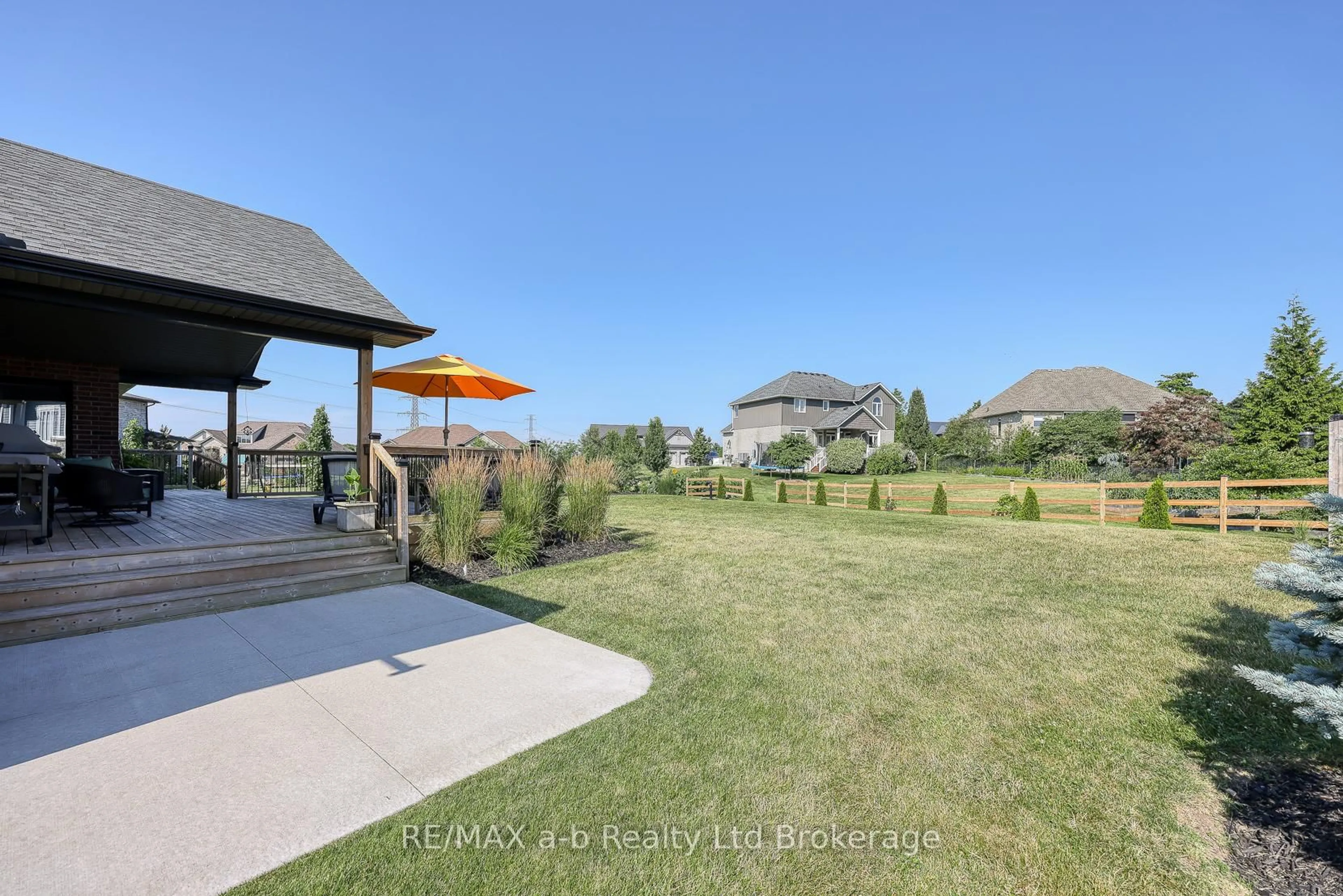 Patio, water/lake/river/ocean view for 49286 Ashland Ave, Malahide Ontario N0L 2J0