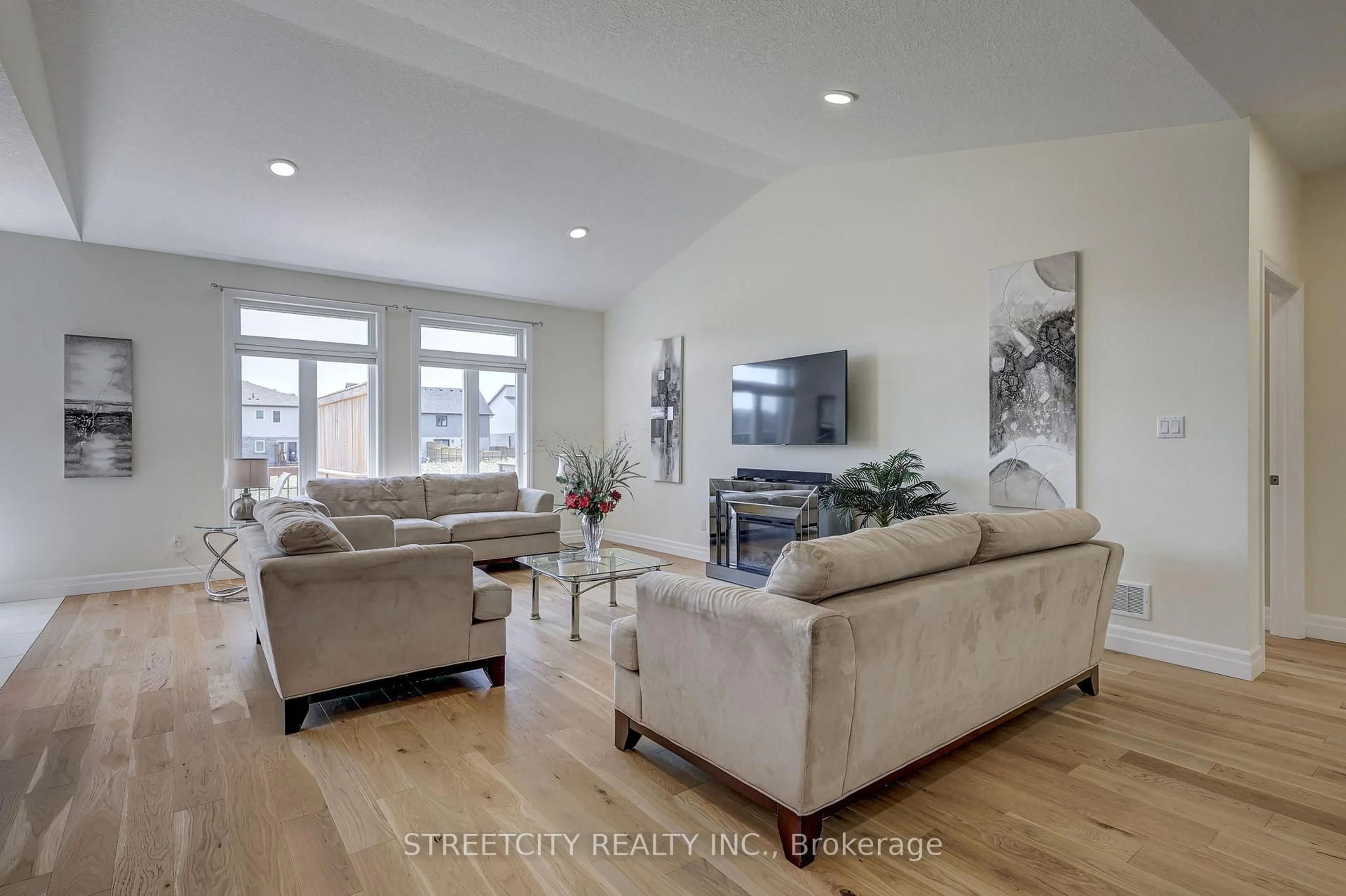 Living room with furniture, unknown for 70 Acorn Tr, St. Thomas Ontario N5R 0H5
