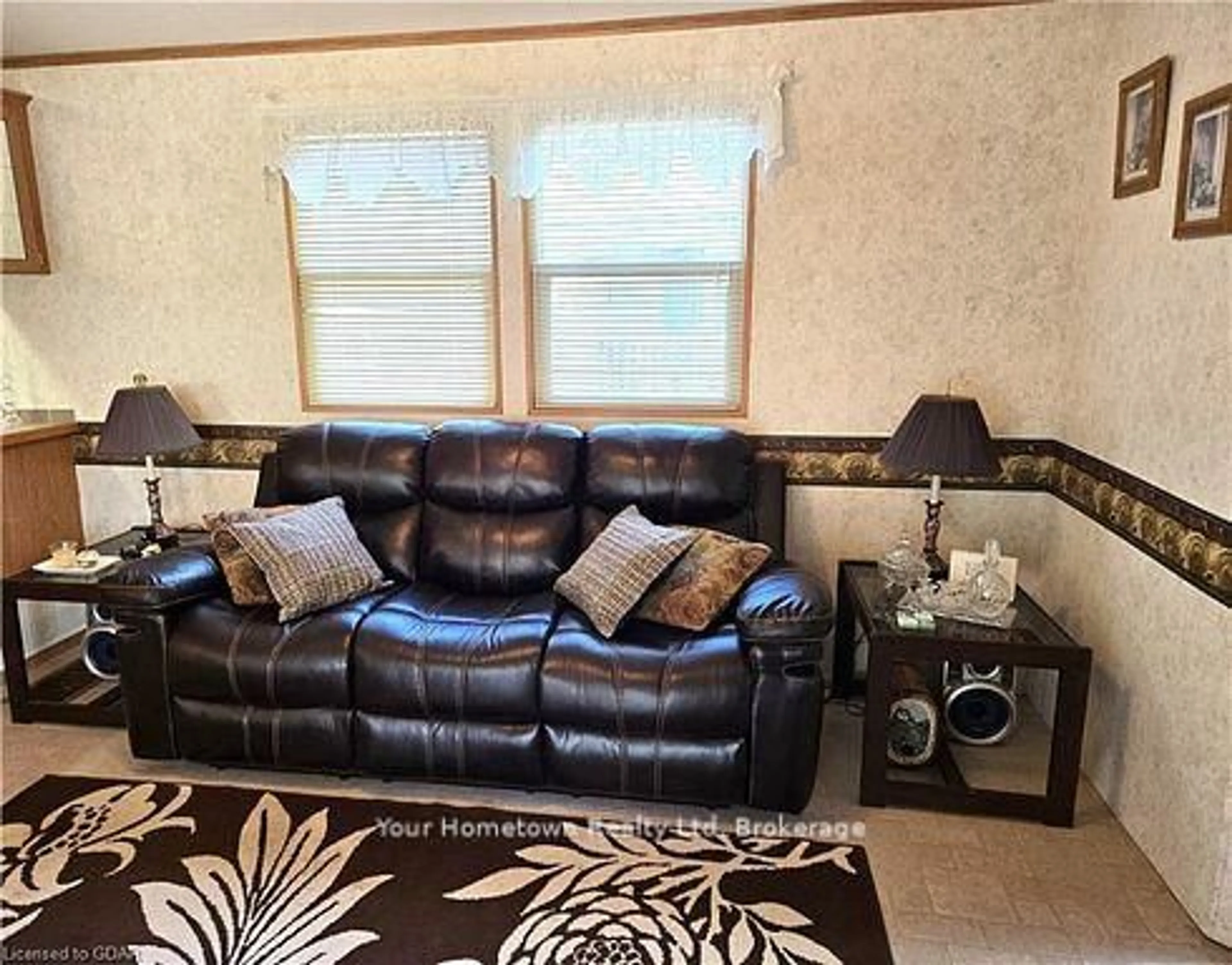 Living room with furniture, unknown for 204 Beach Rd, Centre Wellington Ontario N1M 2W5