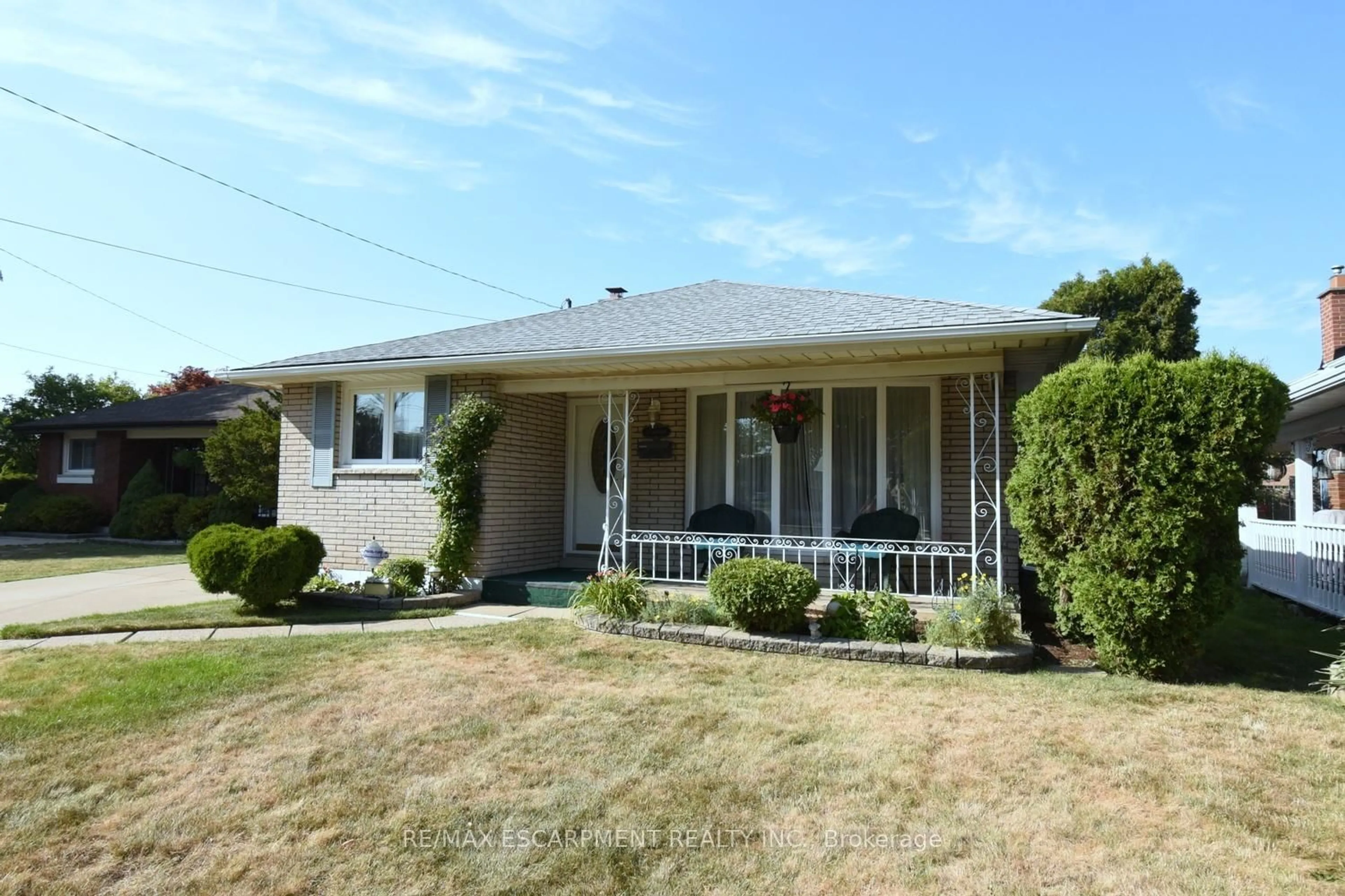 Home with brick exterior material, street for 33 Dubarry Blvd, Hamilton Ontario L8T 2V6
