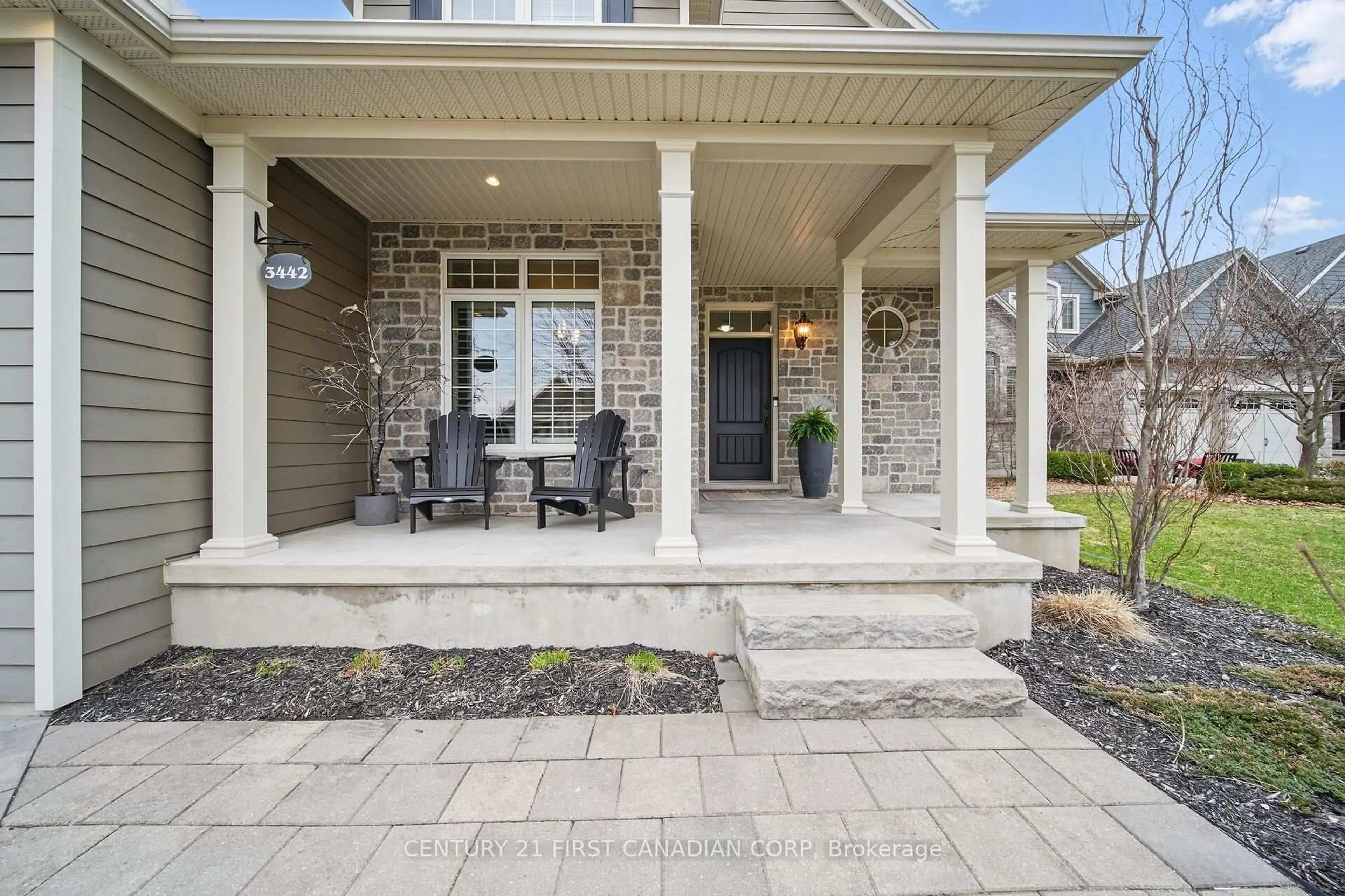 Patio, street for 3442 Settlement Pl, London South Ontario N6P 0A7