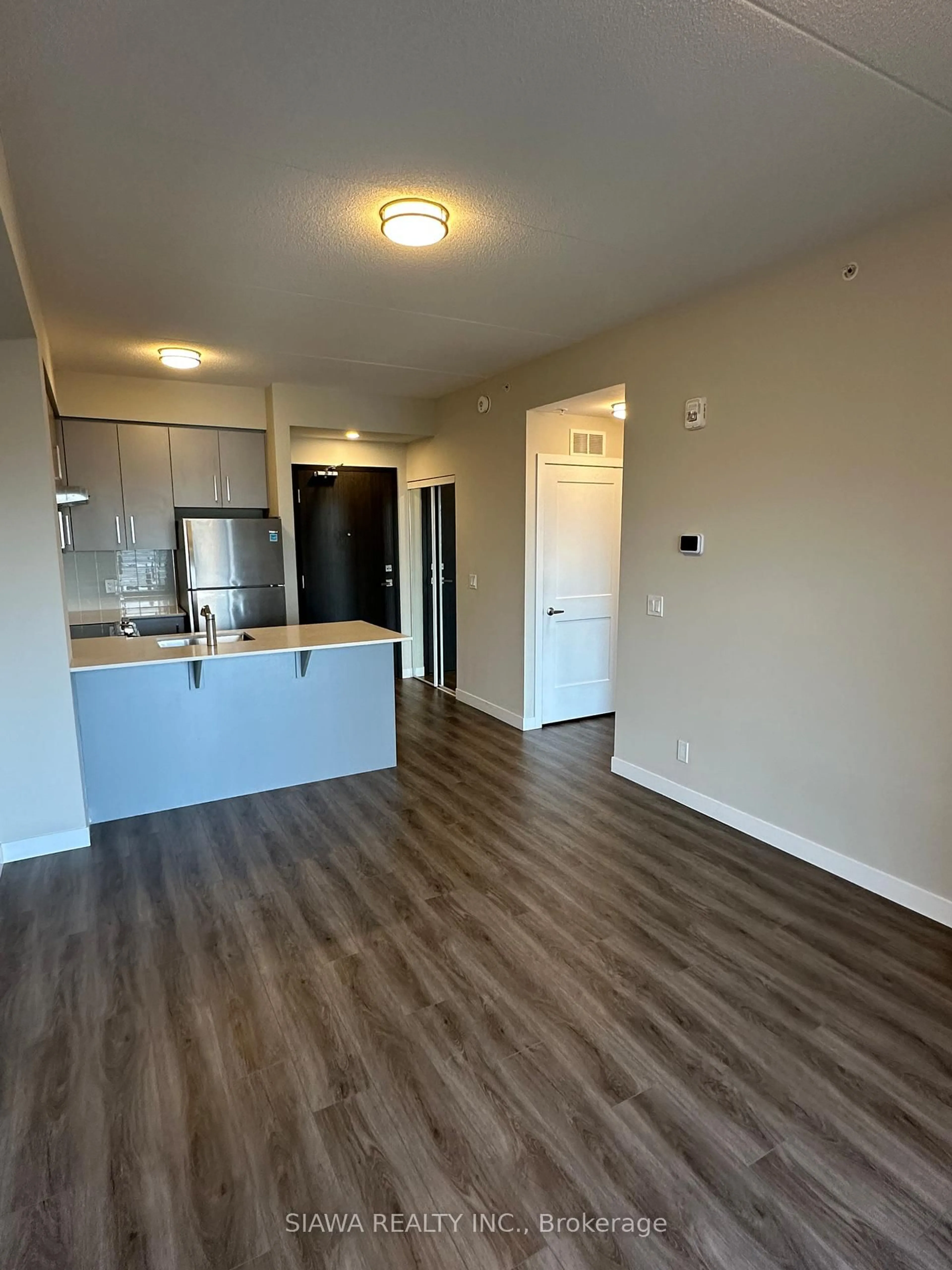 A pic of a room for 15 Queen St #1508, Hamilton Ontario L8P 0C6