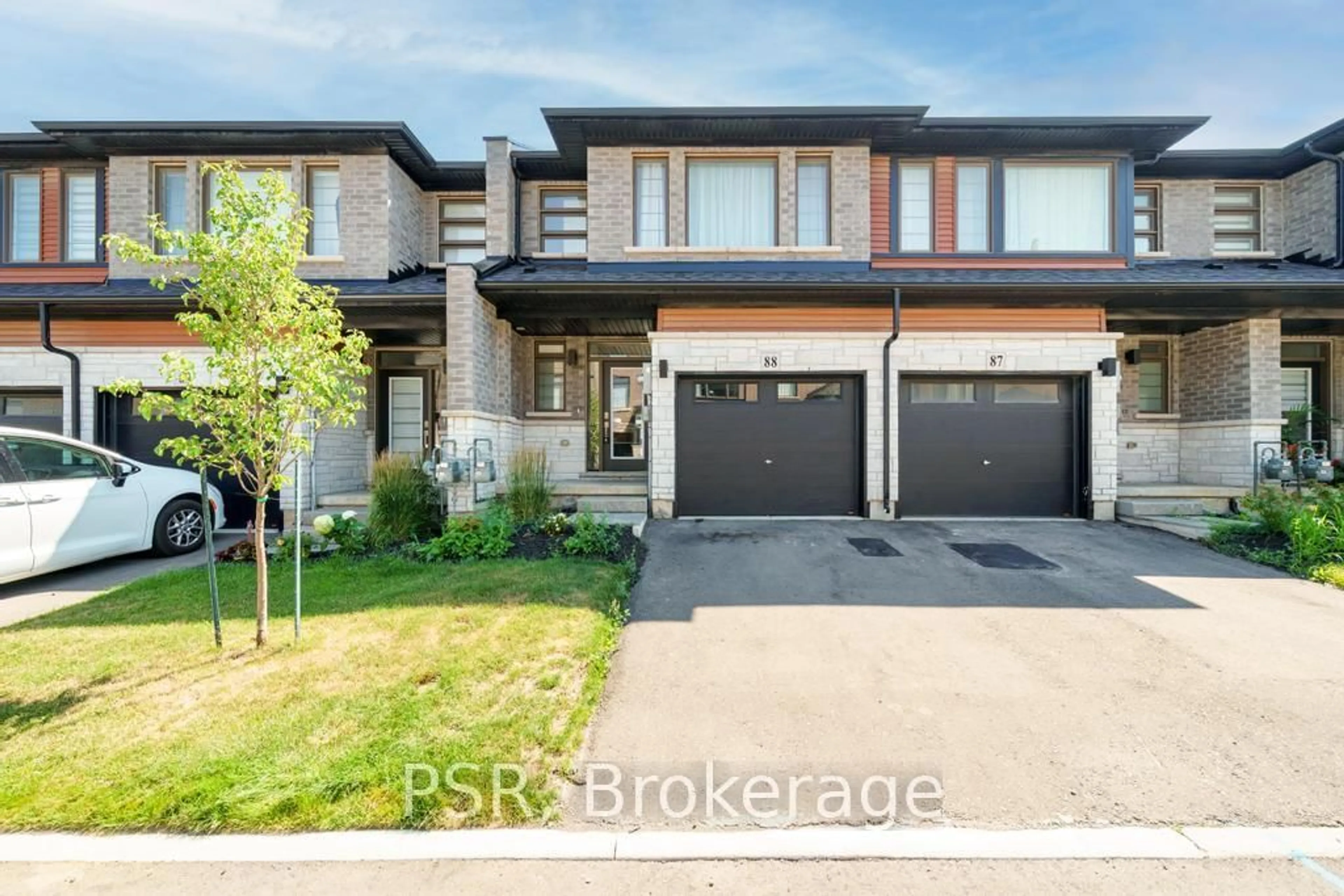 Home with brick exterior material, street for 120 Court Dr #88, Brant Ontario N3L 0N2