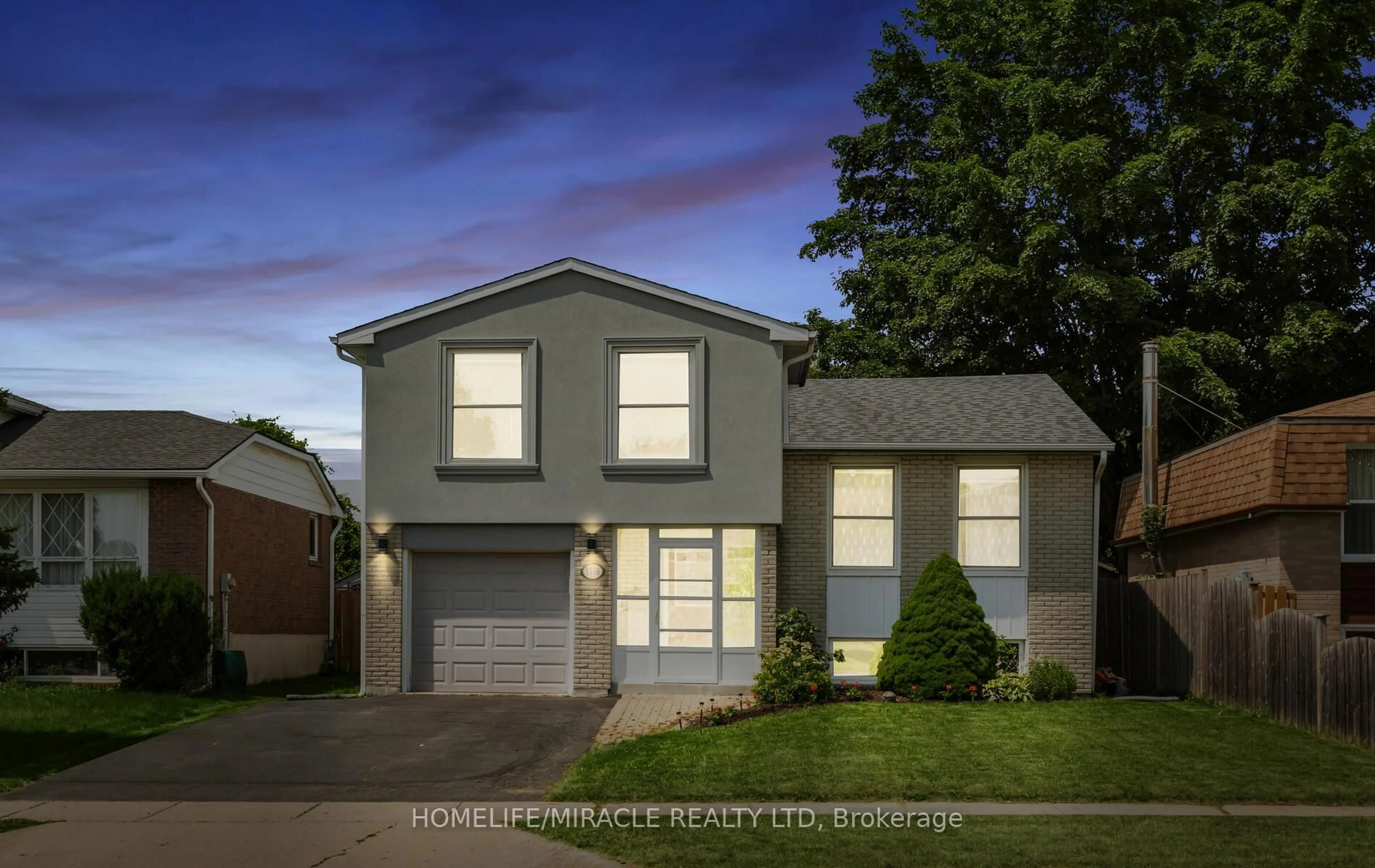 Home with vinyl exterior material, street for 1756 Briarwood Dr, Cambridge Ontario N3H 5A7