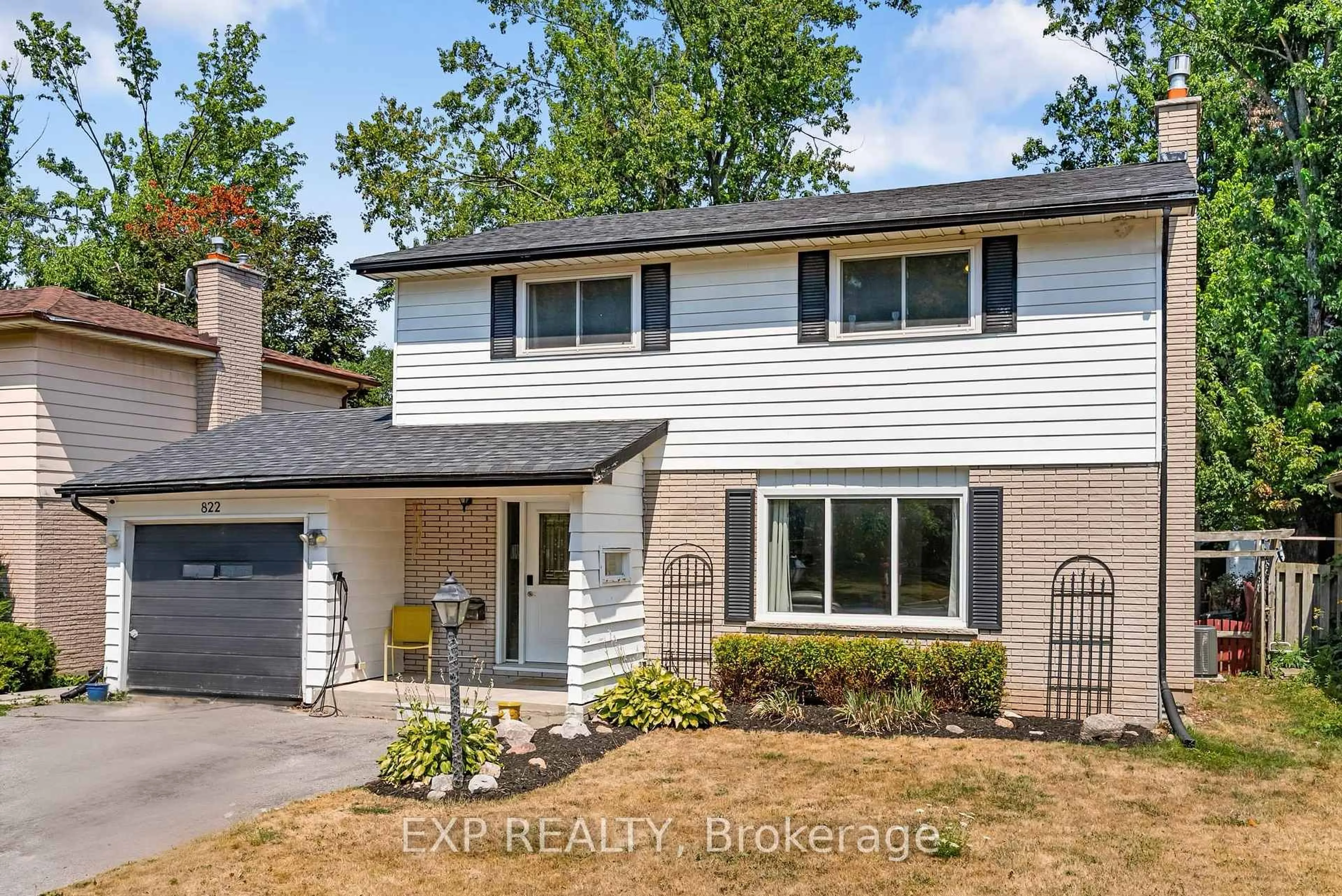 Home with brick exterior material, street for 822 Foxe St, Peterborough North Ontario K9H 6Y7