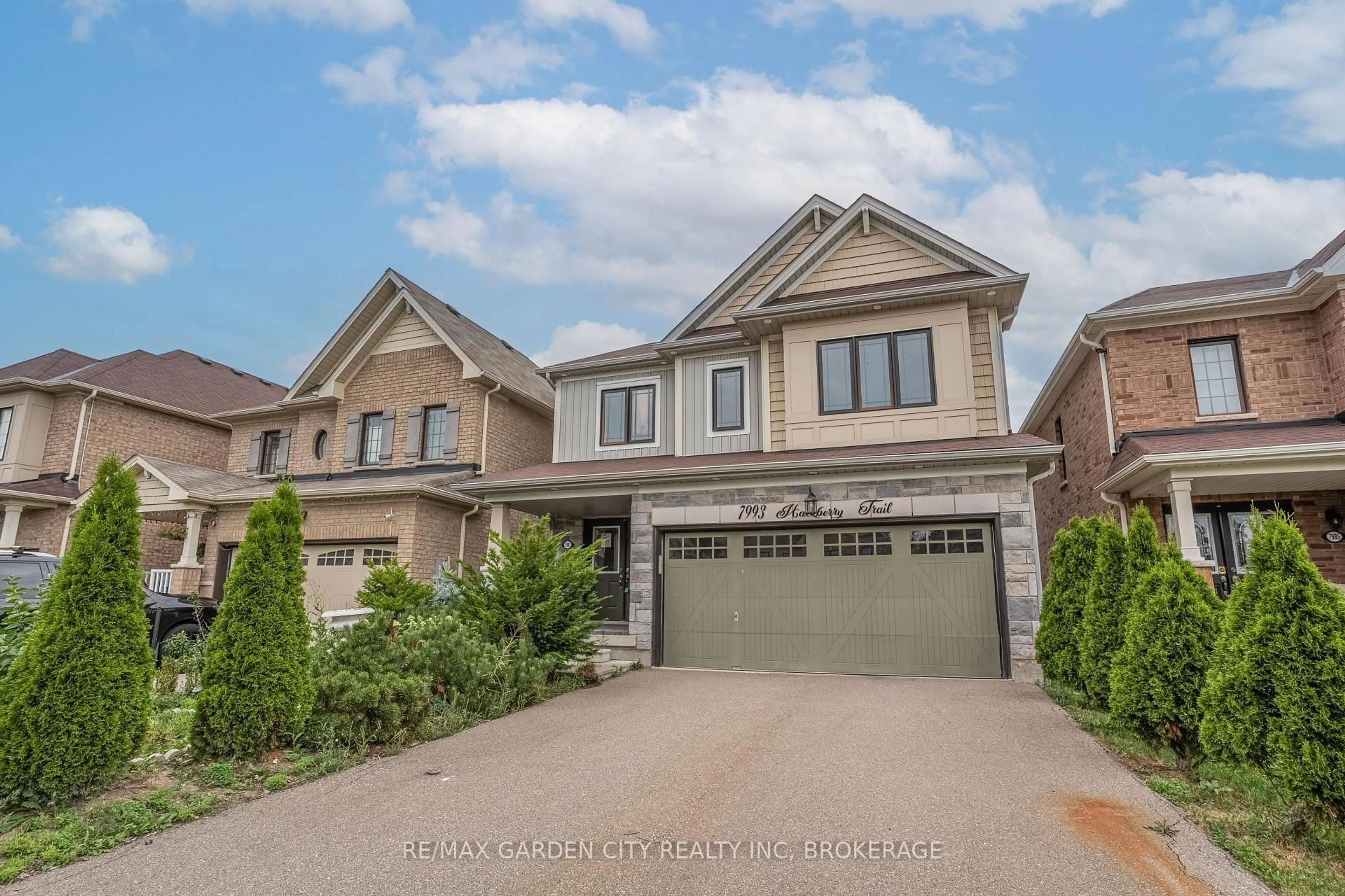 Home with brick exterior material, street for 7993 Hackberry Tr, Niagara Falls Ontario L2H 2Y6