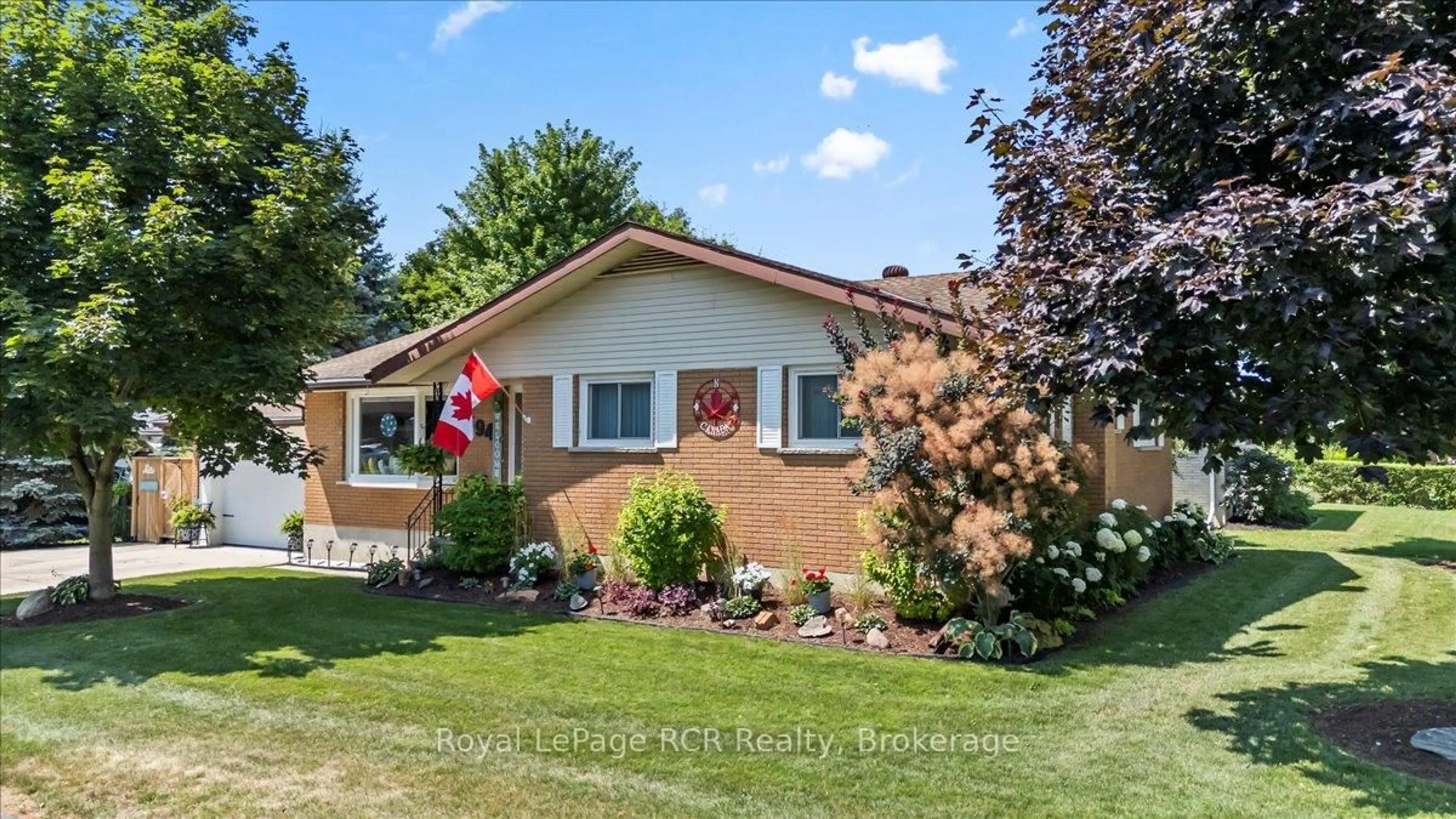 Unknown for 594 17th Ave, Hanover Ontario N4N 3A9