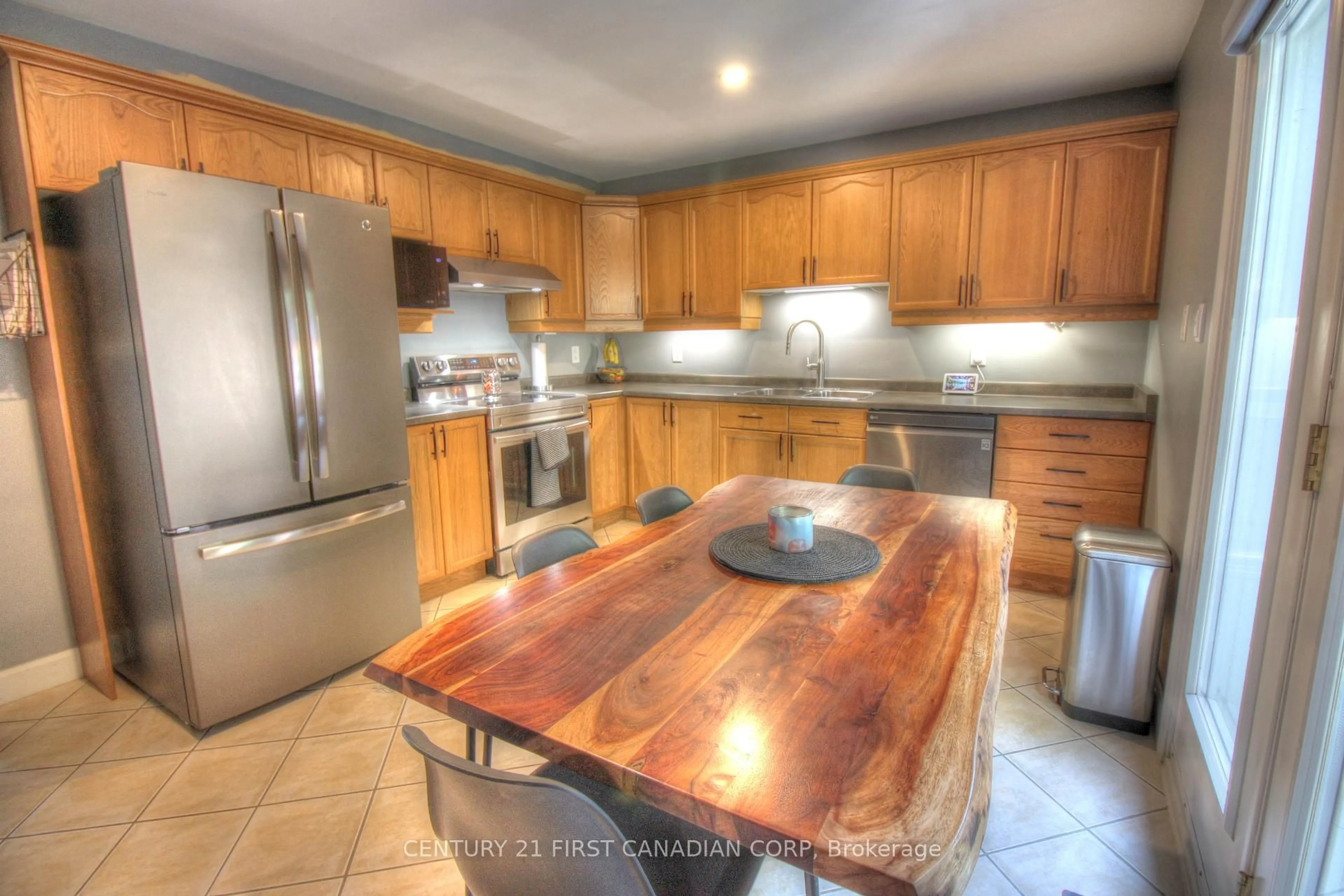 Unknown for 1920 Marconi Blvd #23, London East Ontario N5V 4X8