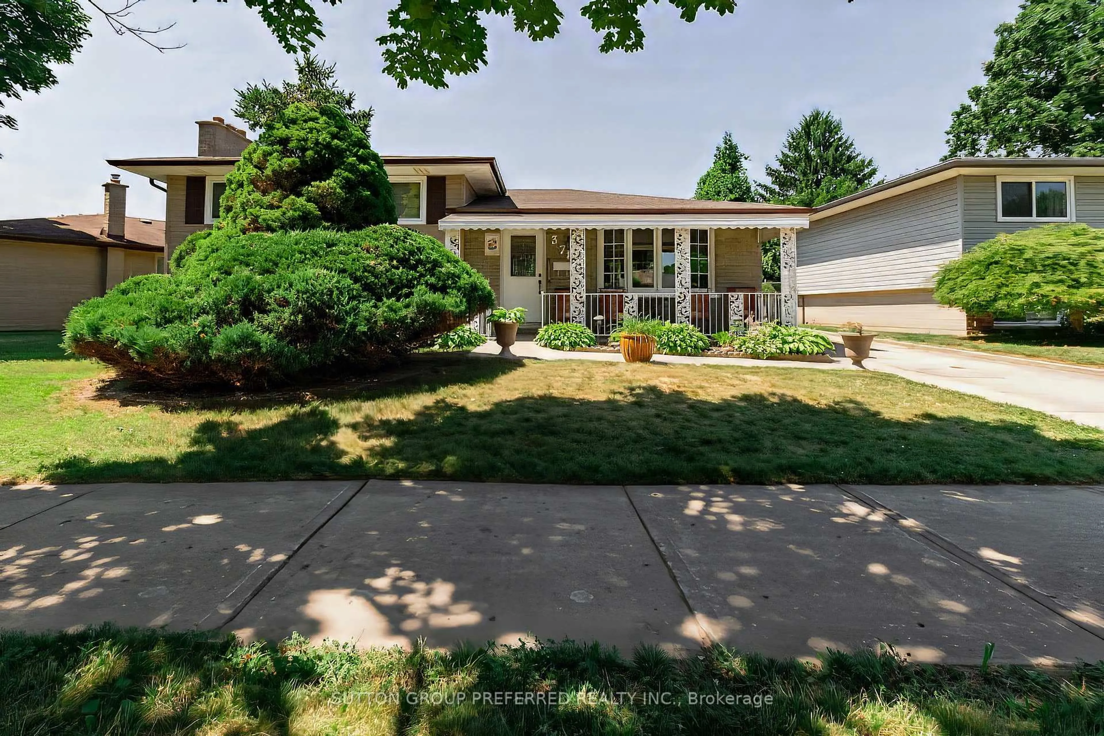 Unknown for 378 Hudson Dr, London East Ontario N5V 1E6