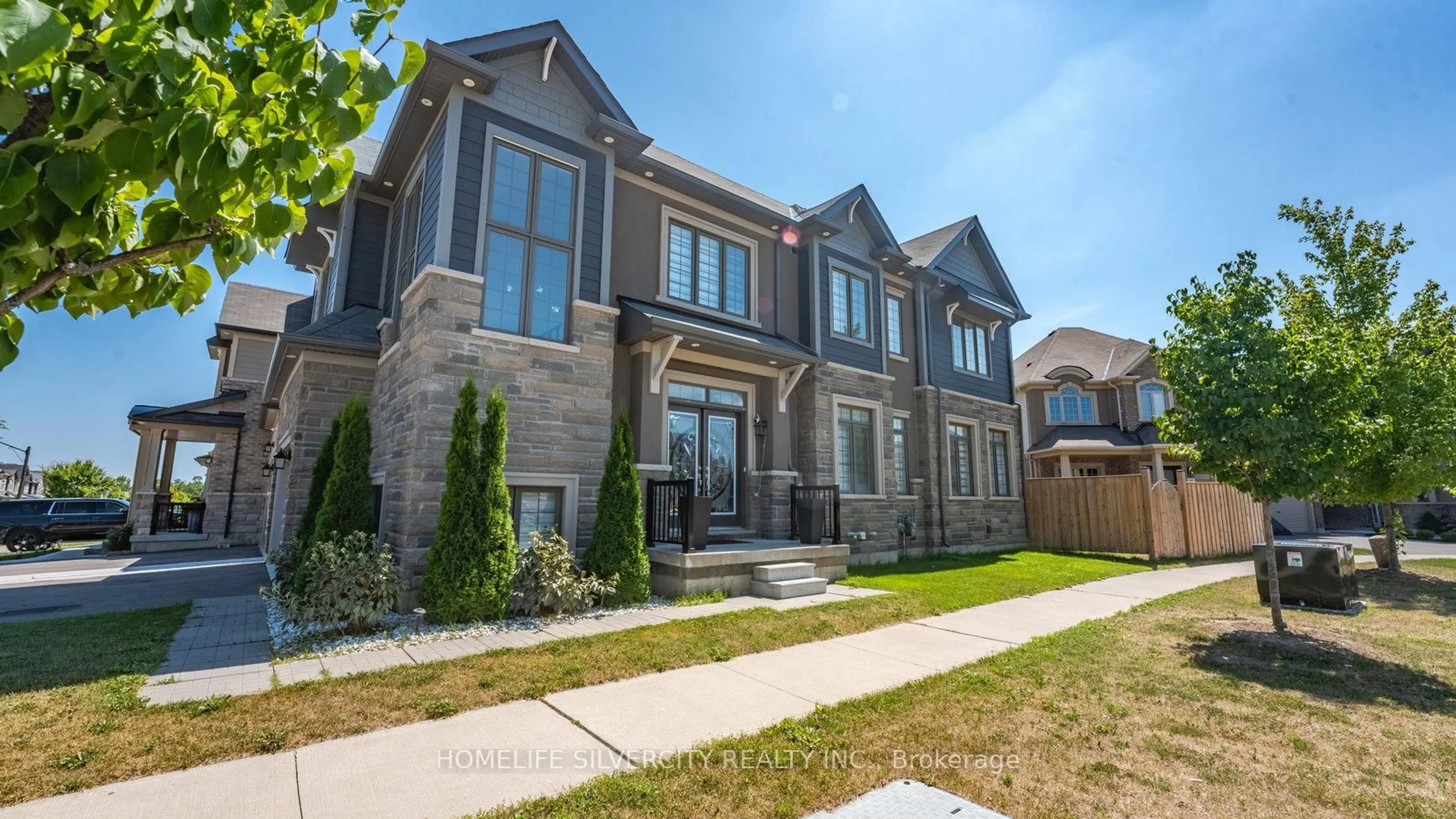 Home with brick exterior material, street for 146 Bilanski Farm Rd, Brantford Ontario N3S 0J3