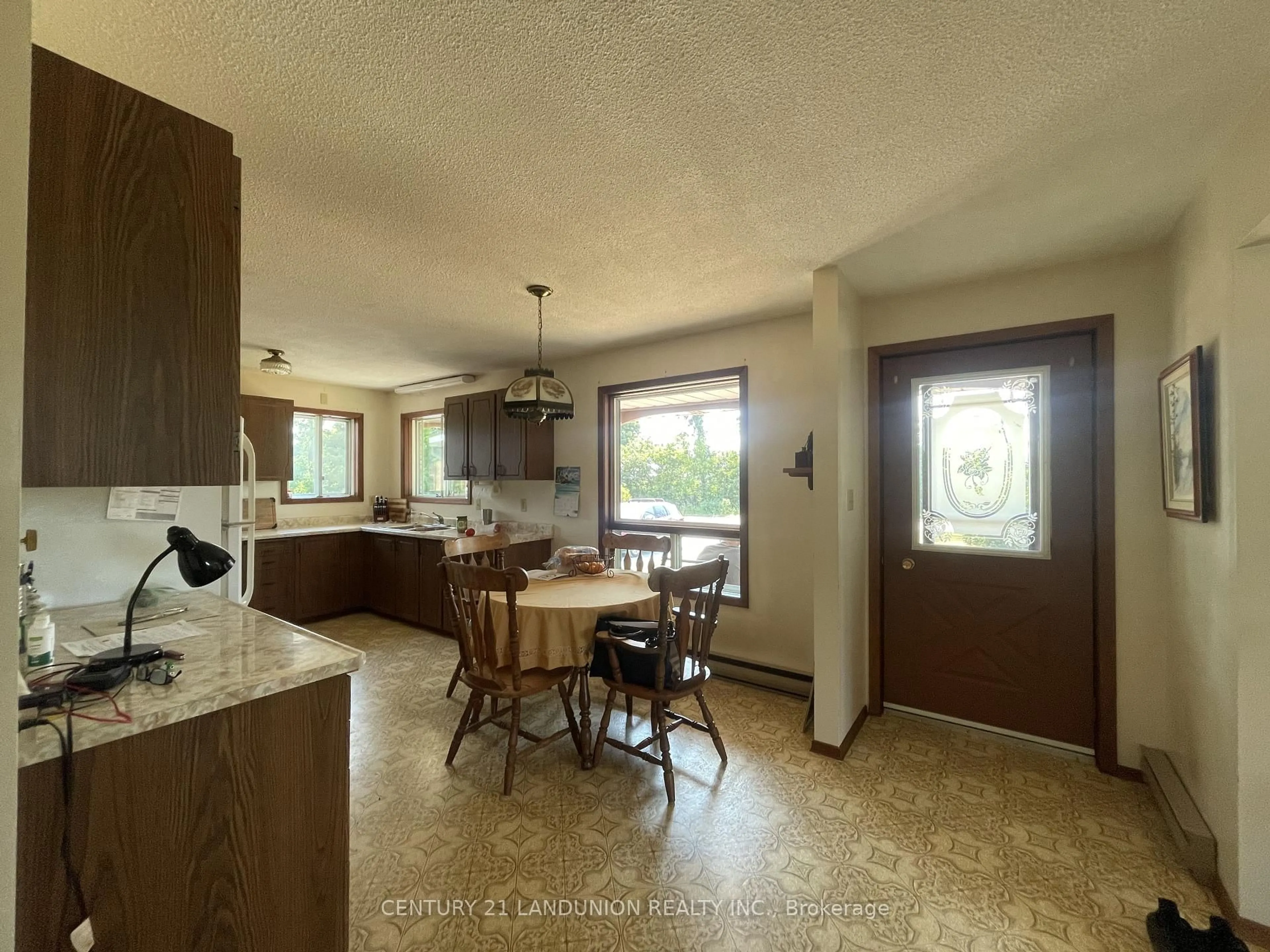Open concept kitchen, unknown for 1319 Palestine Rd, Kawartha Lakes Ontario K0M 2B0