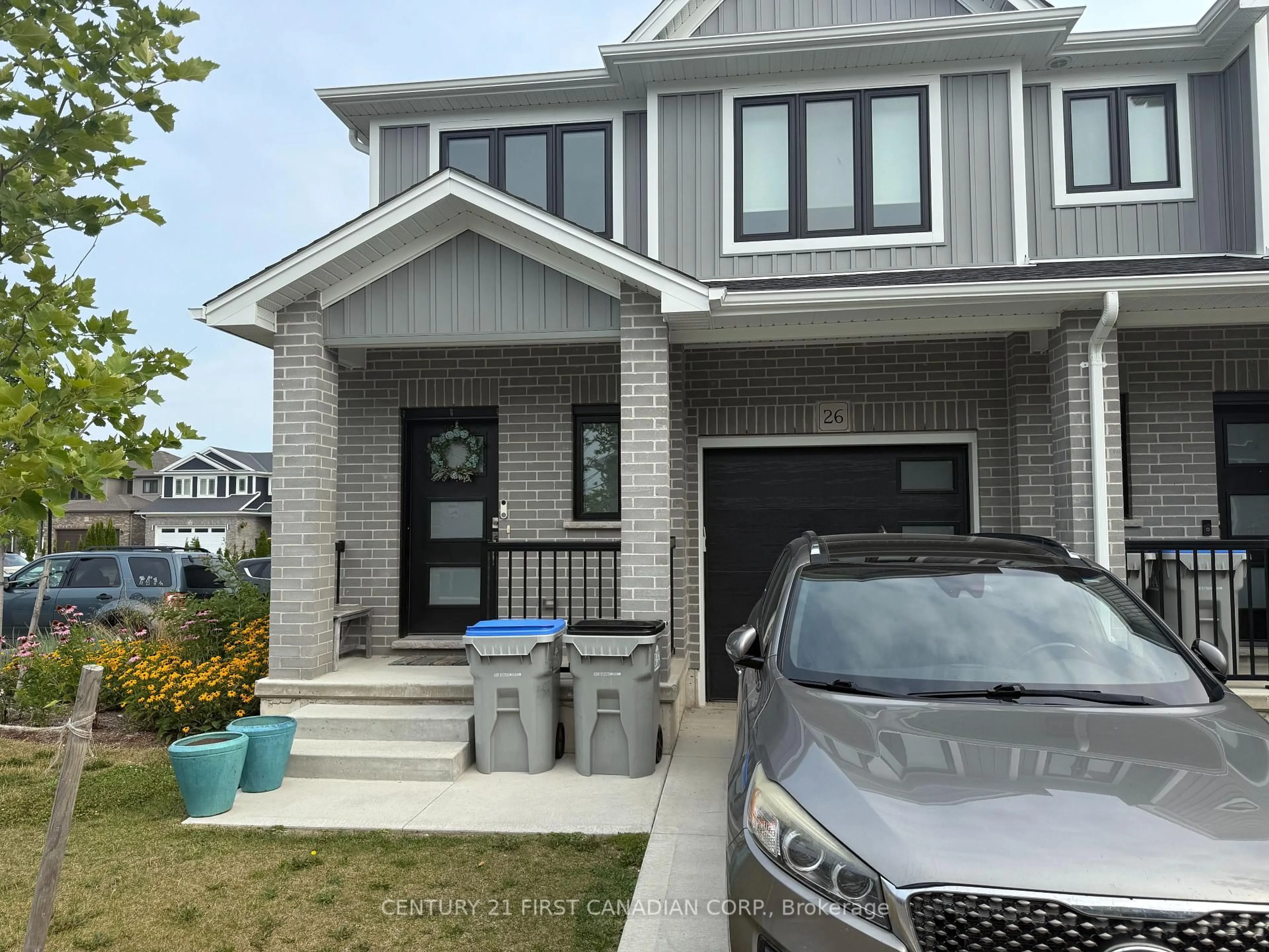 Home with vinyl exterior material, street for 17 Nicholson St #26, Lucan Biddulph Ontario N0M 2J0