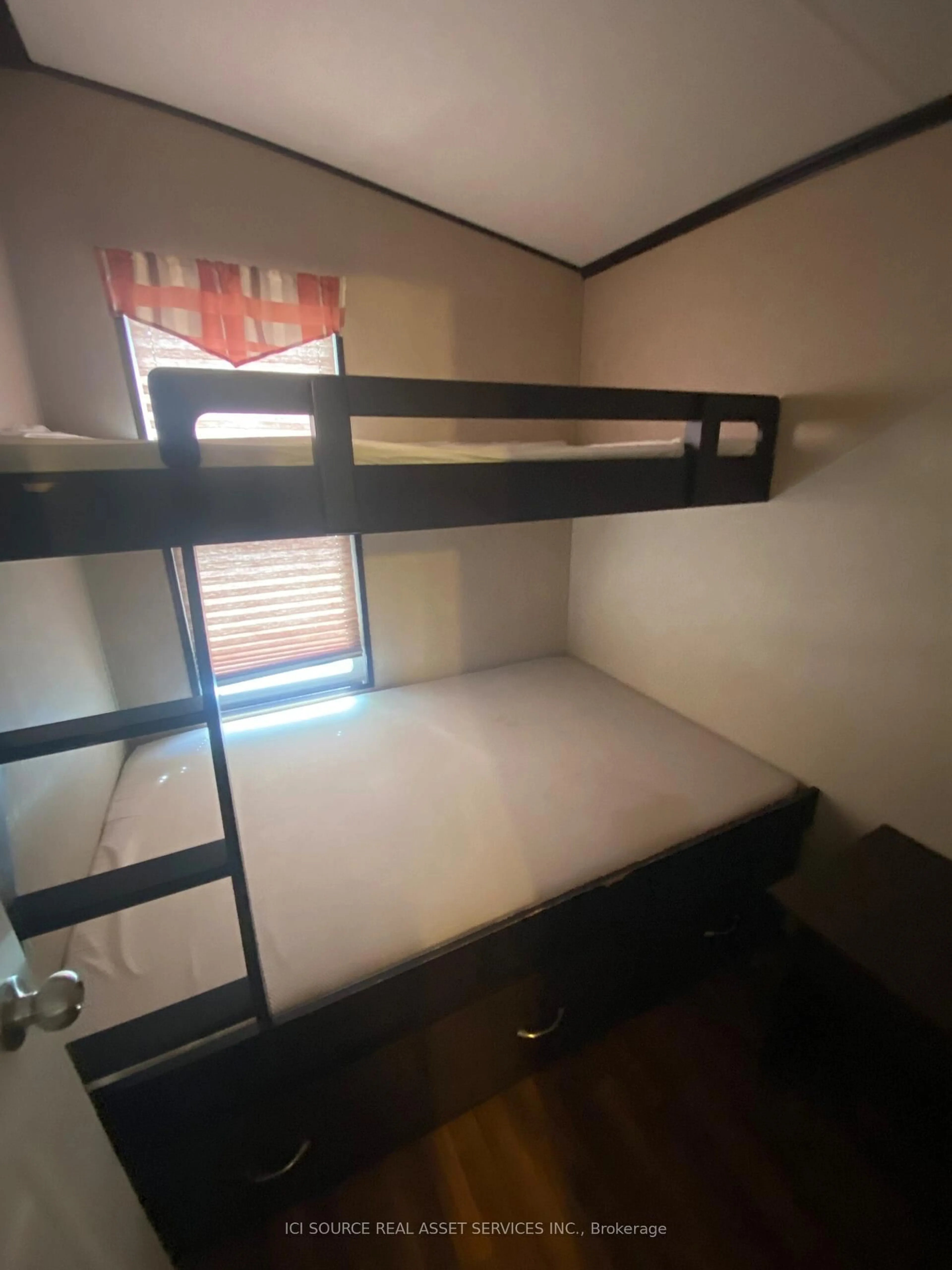 A pic of a room for 1082 Shamrock Marina Rd #SMR148, Gravenhurst Ontario P0E 1N0