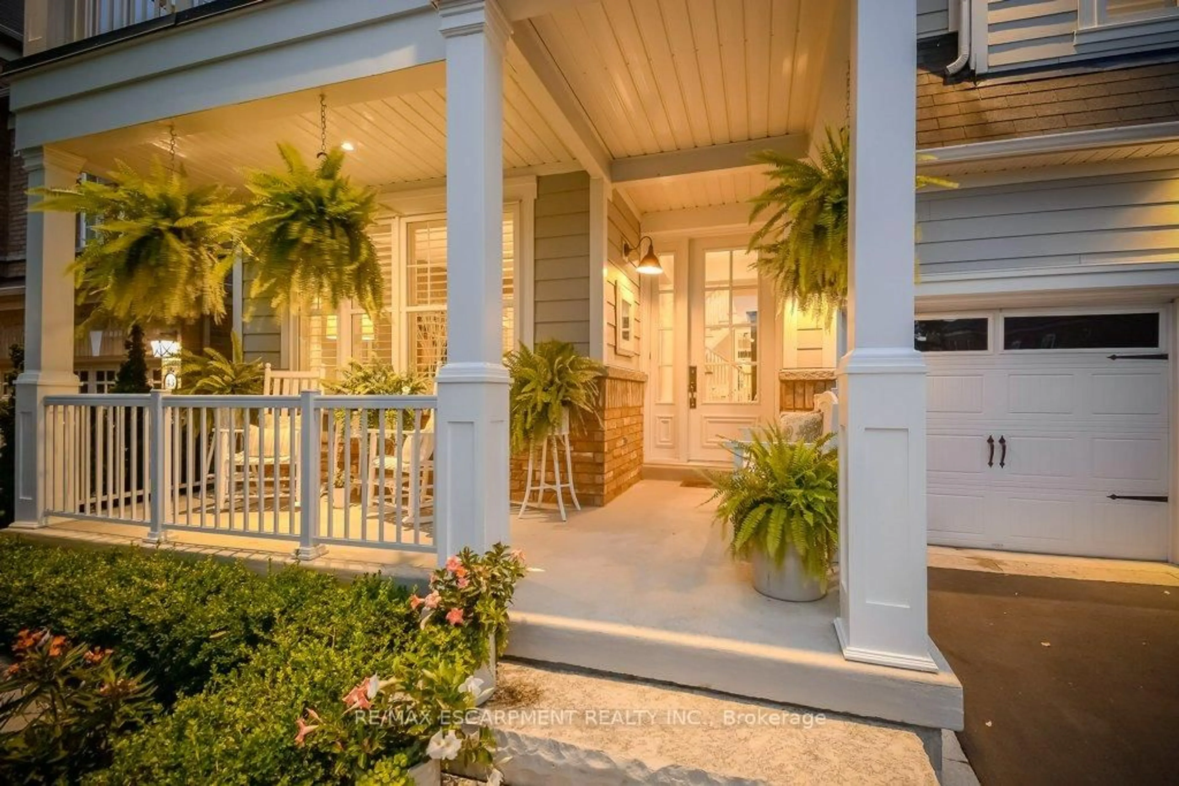 Patio, street for 47 Wimberly Ave, Hamilton Ontario L8B 0R9