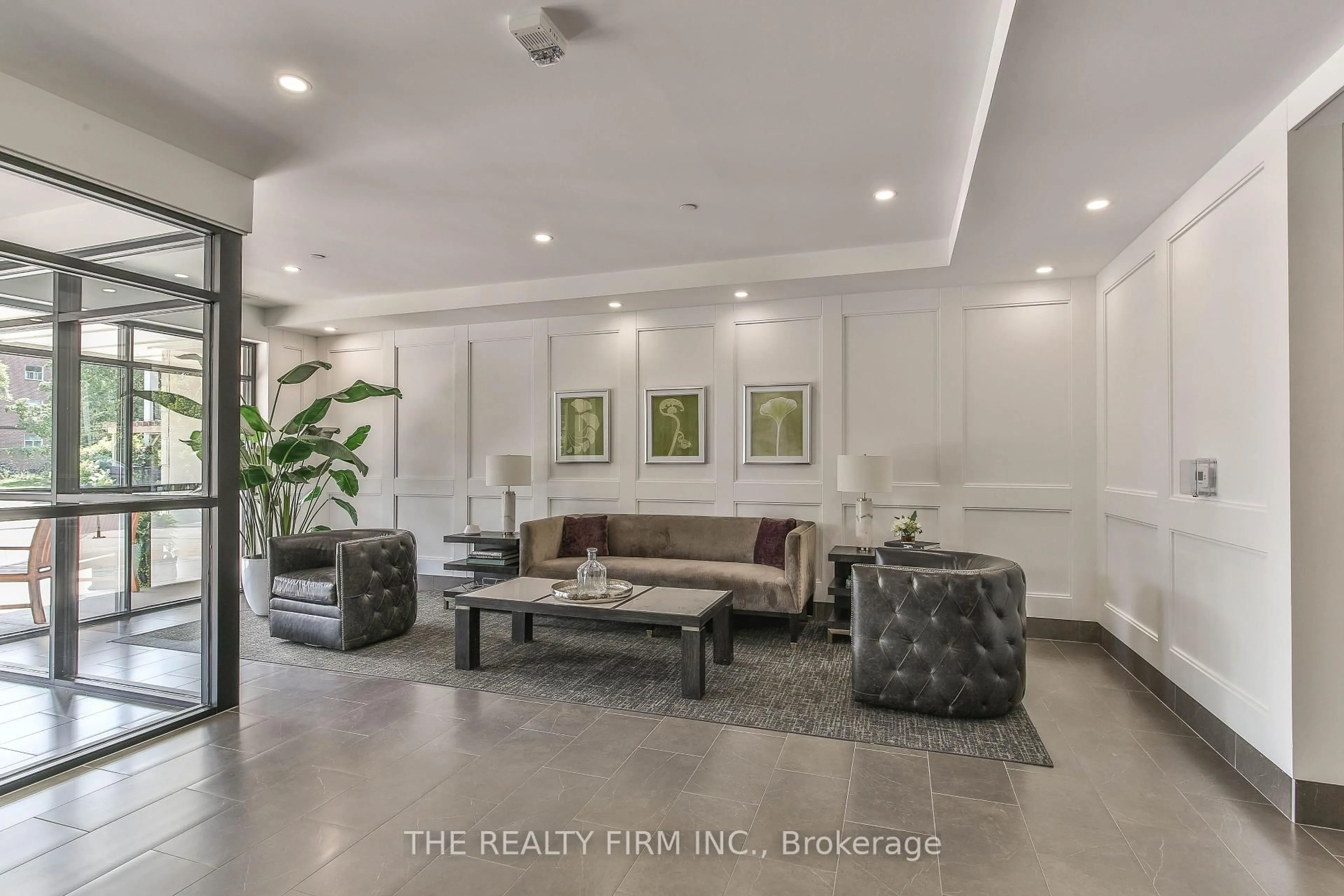 Lobby for 1200 Commissioners Rd #409, London South Ontario N6K 1C7