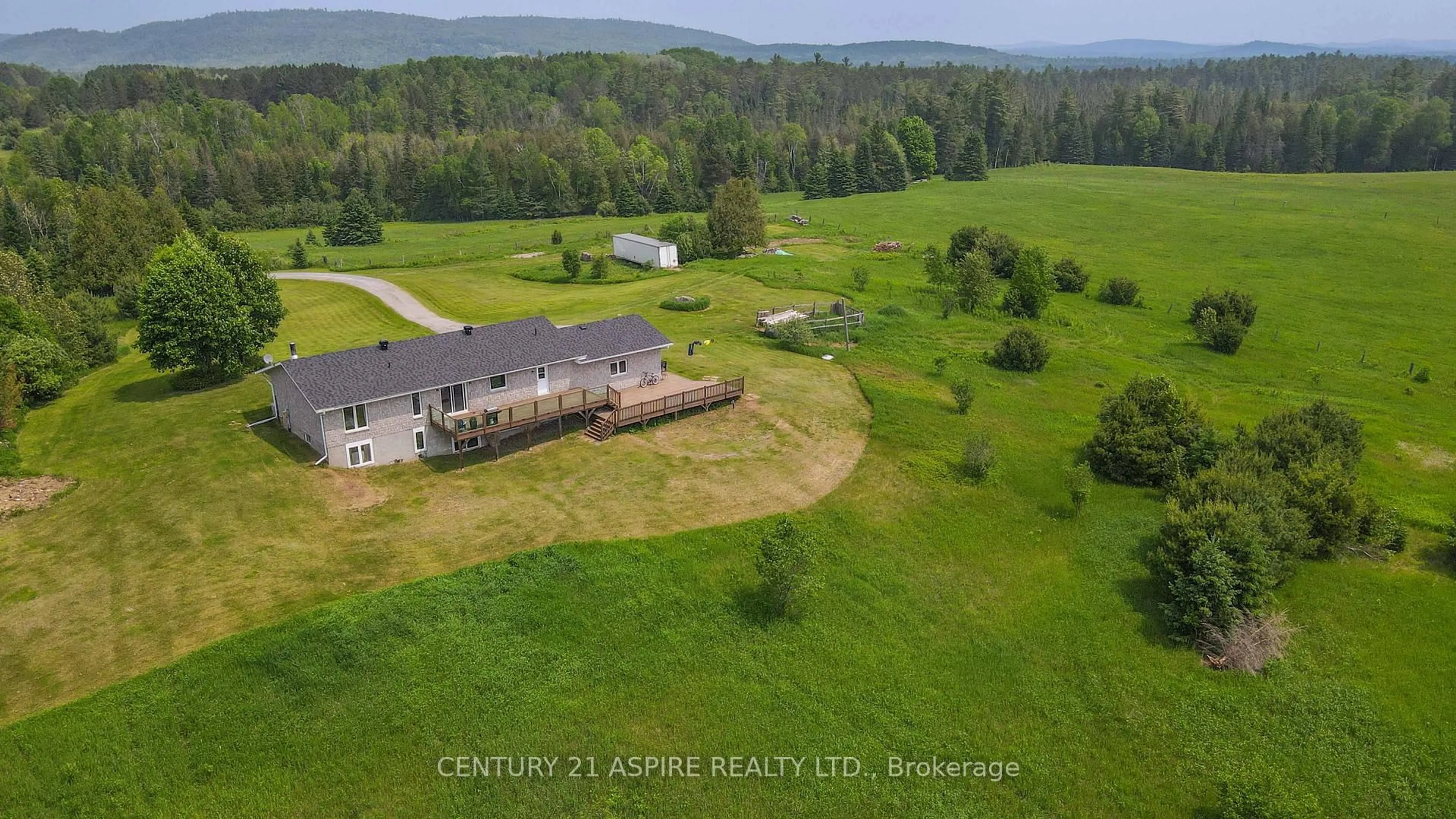 A pic from outside/outdoor area/front of a property/back of a property/a pic from drone, unknown for 2112 Schutt Rd, Palmer Rapids Ontario K0J 2E0