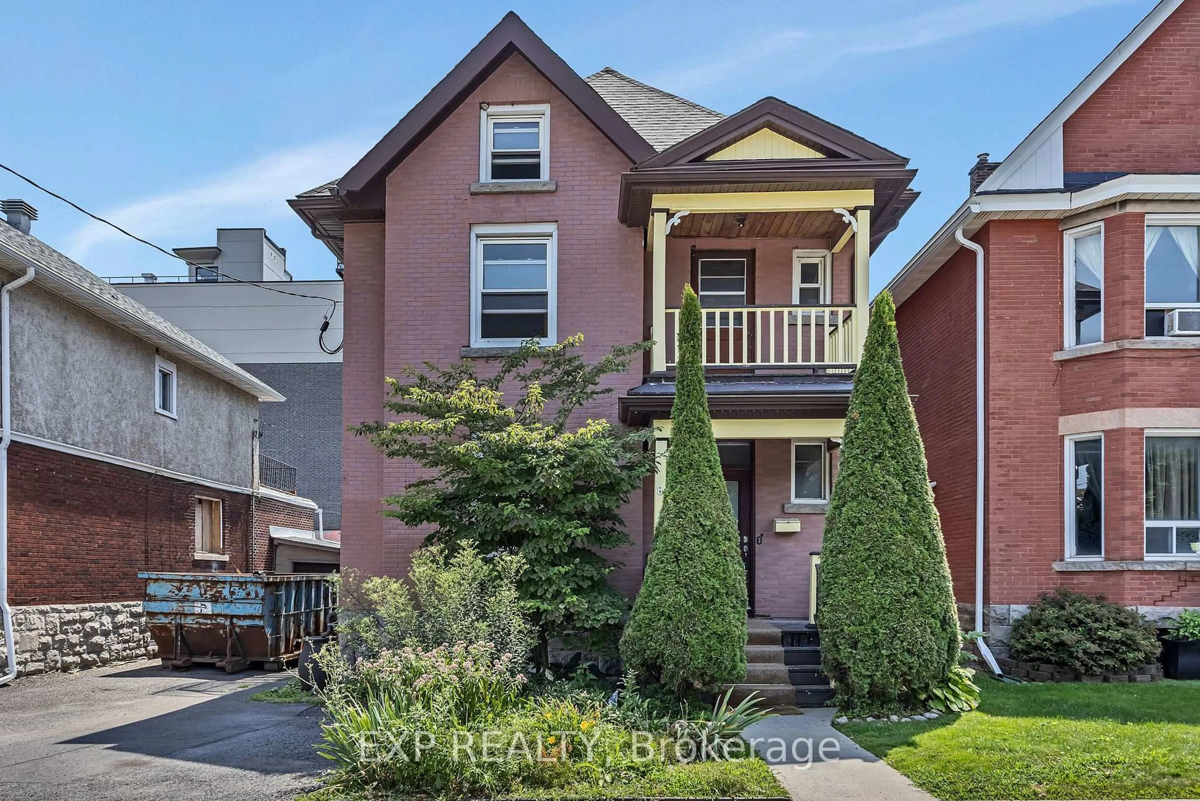 Home with brick exterior material, street for 8 Oak St, Ottawa Ontario K1R 6S9