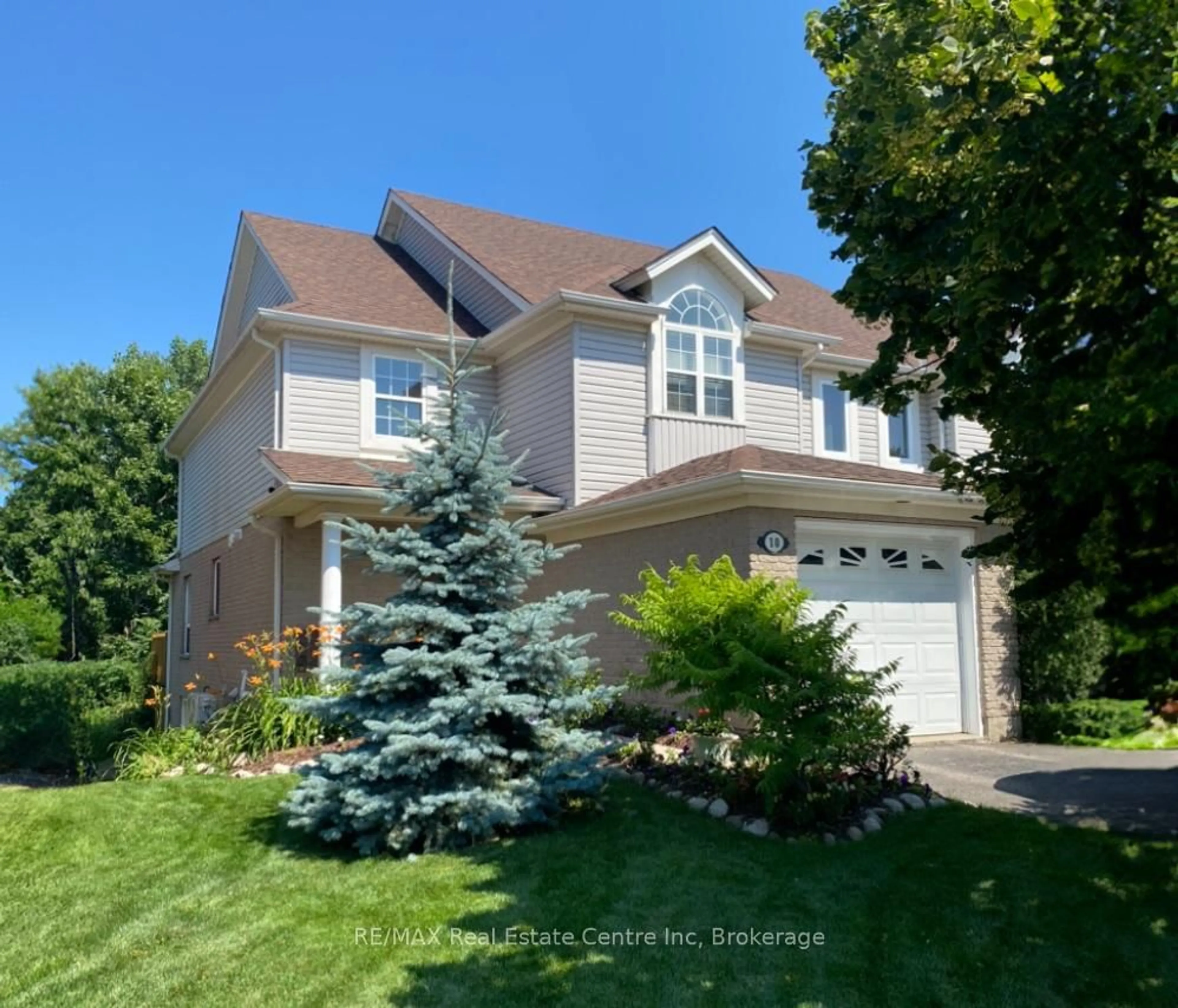 Home with vinyl exterior material, street for 10 EUGENE Dr, Guelph Ontario N1L 1P6