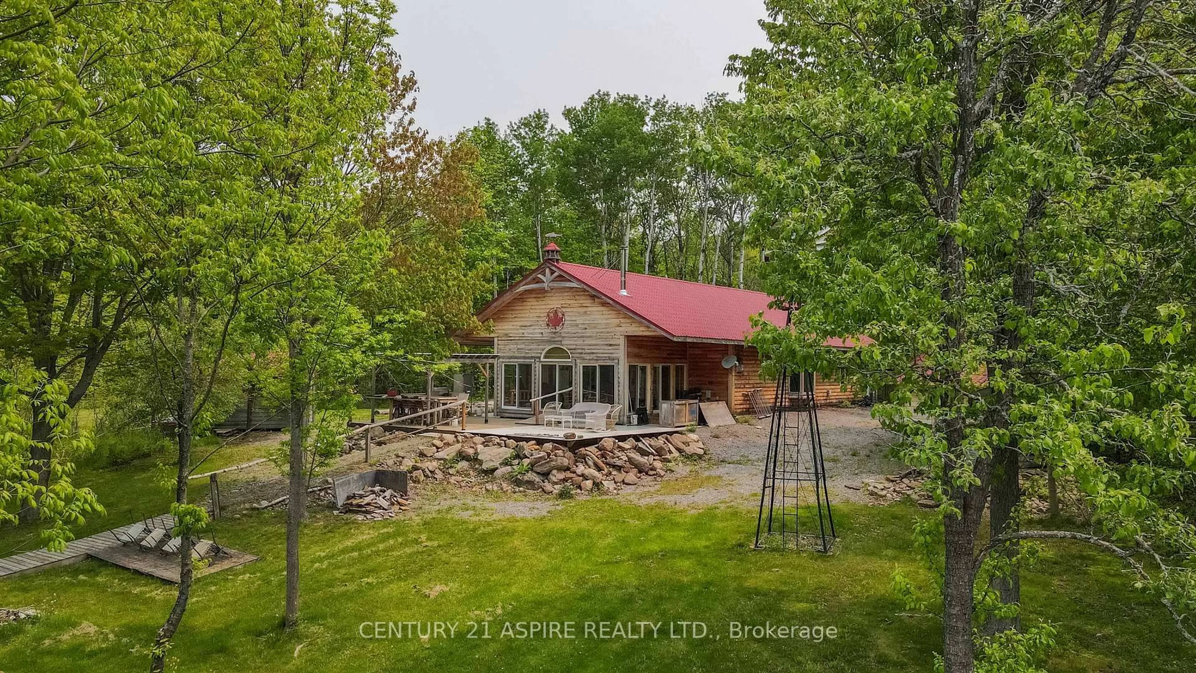 A pic from outside/outdoor area/front of a property/back of a property/a pic from drone, unknown for 697 Curtiss Rd, Barry's Bay Ontario K0J 1B0