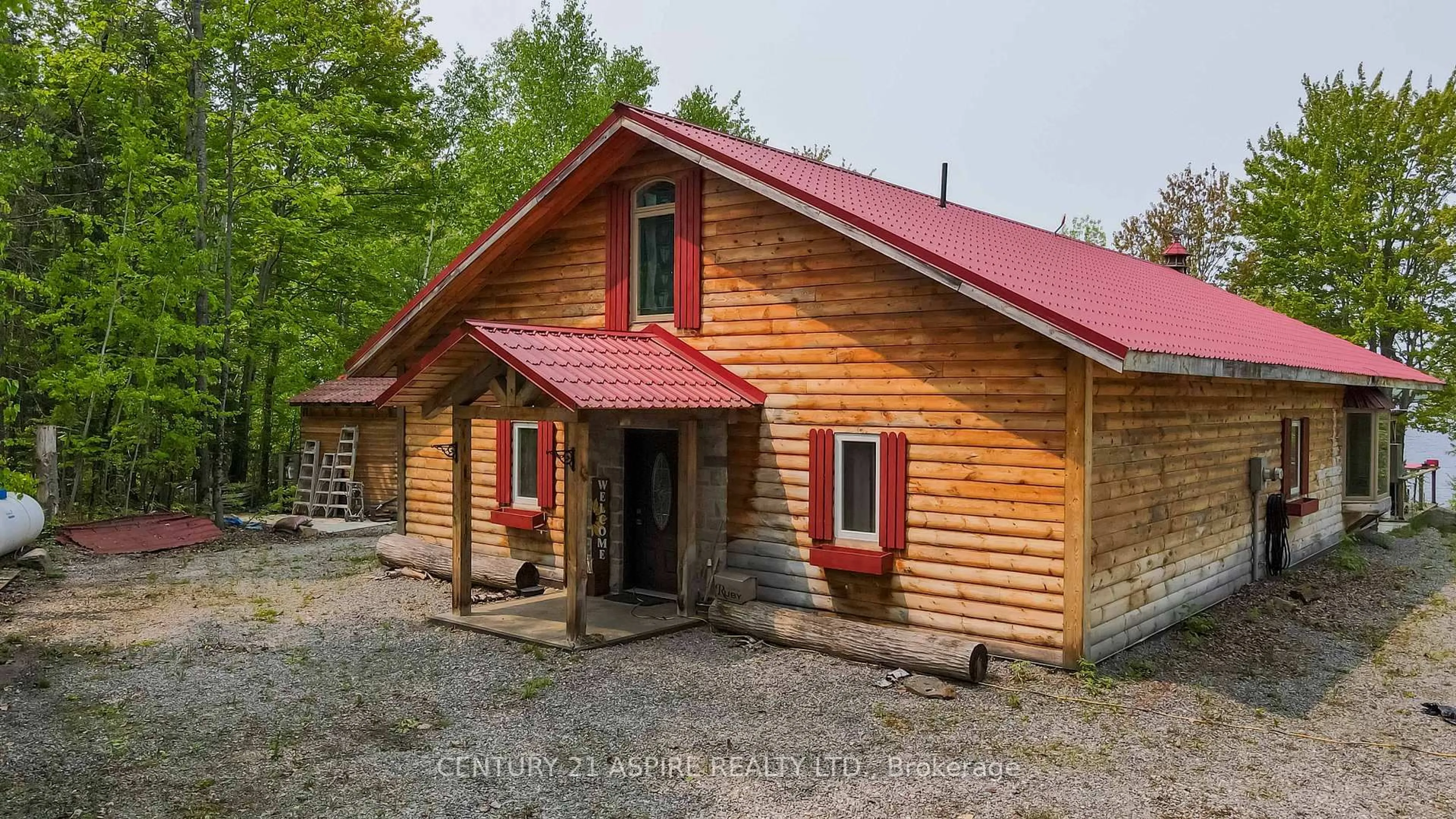 A pic from outside/outdoor area/front of a property/back of a property/a pic from drone, building for 697 Curtiss Rd, Barry's Bay Ontario K0J 1B0