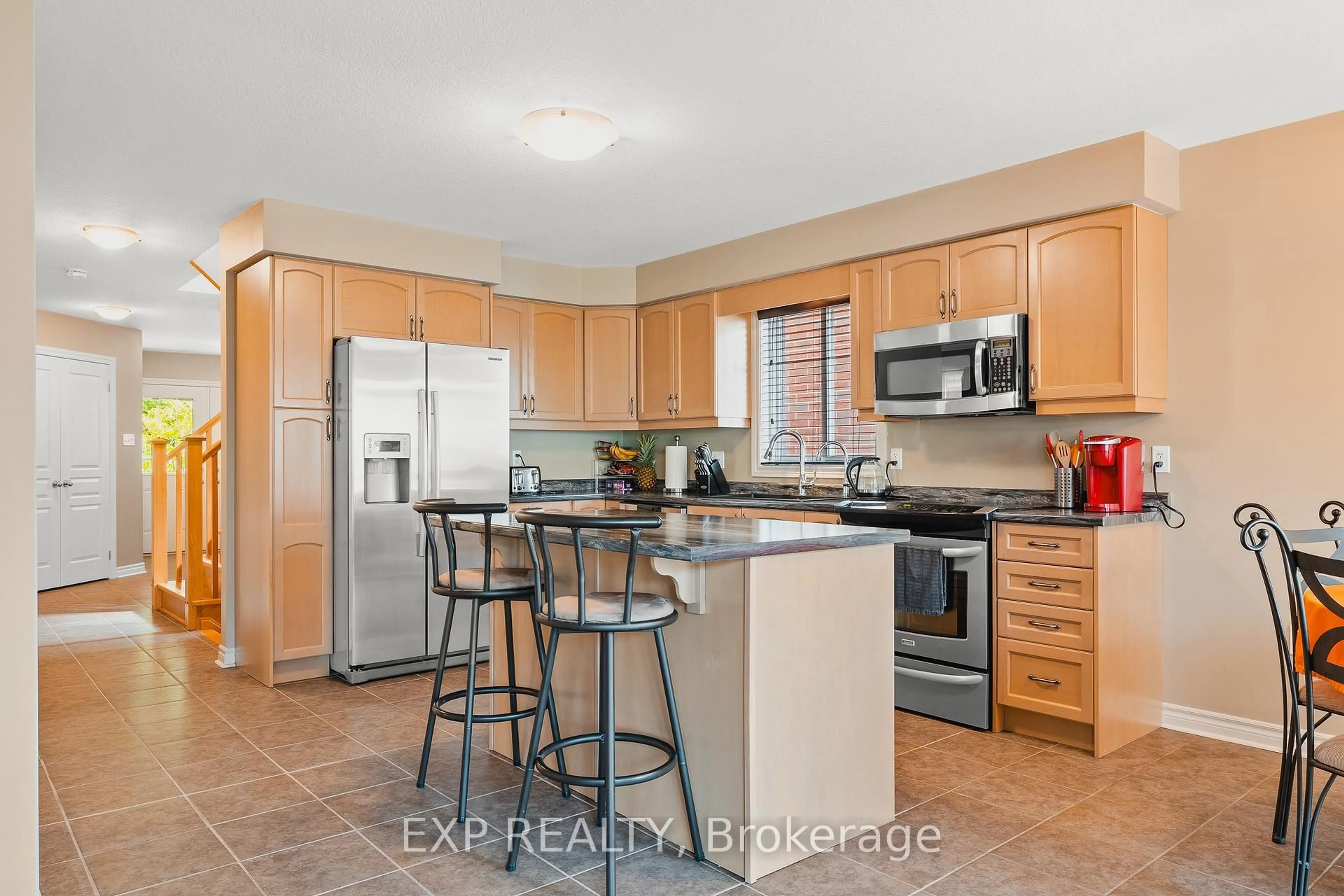 Open concept kitchen, ceramic/tile floor for 98 Riehm St, Kitchener Ontario N2E 4L2