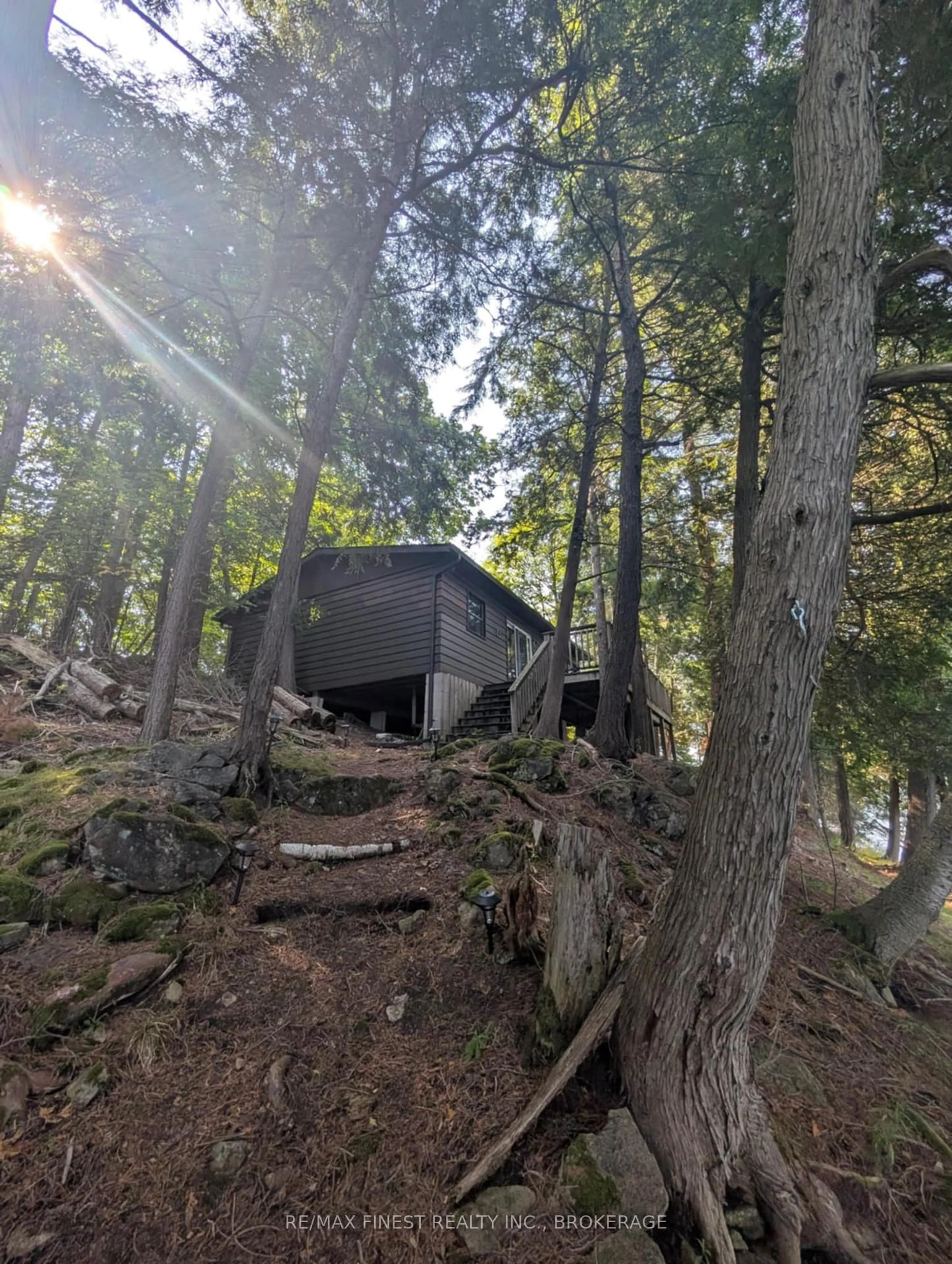 Shed for 2 Porcupine Island, Perth Road Ontario K0H 2L0